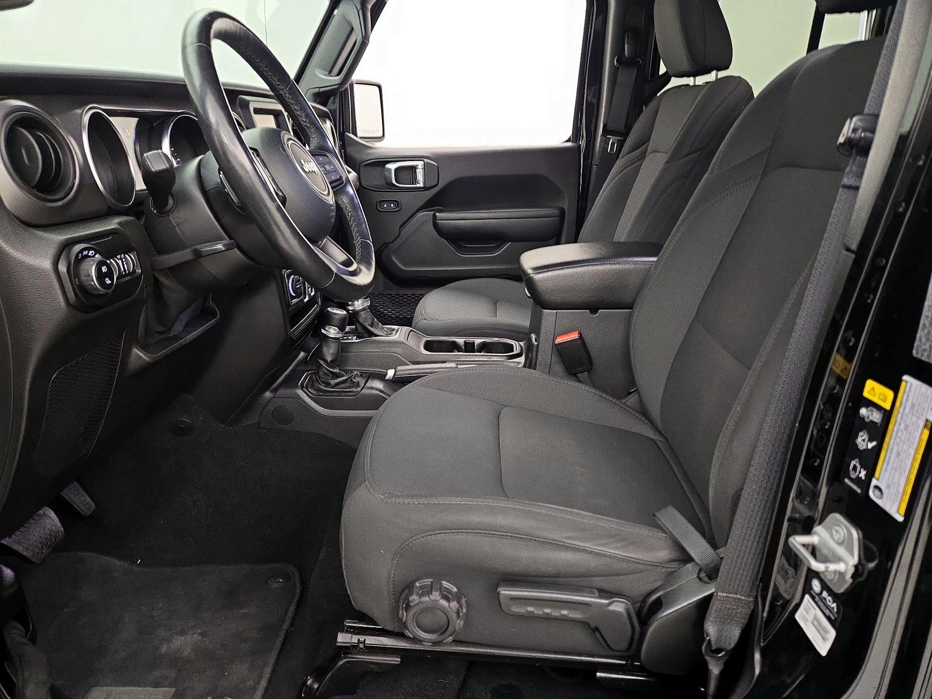 Thumbnail: 2022 Jeep Gladiator - 11