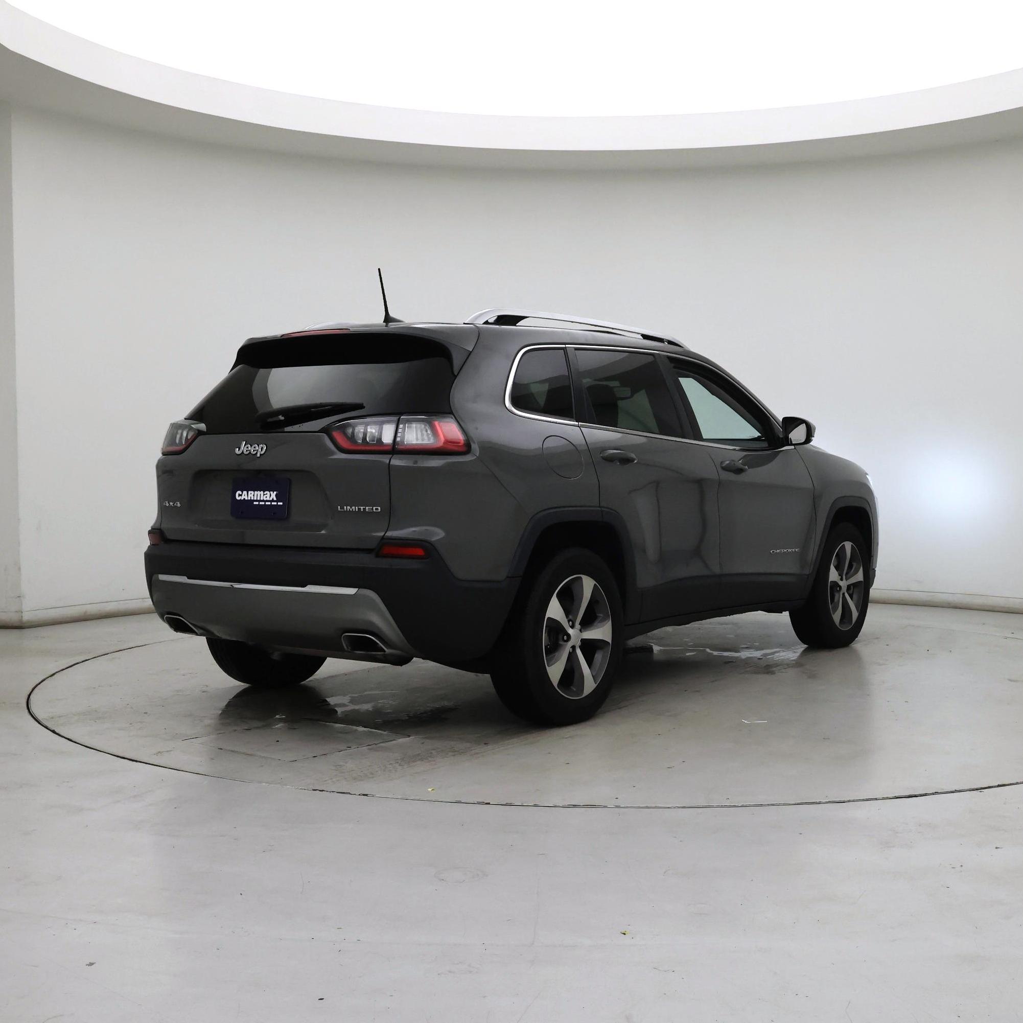 Thumbnail: 2021 Jeep Cherokee - 8