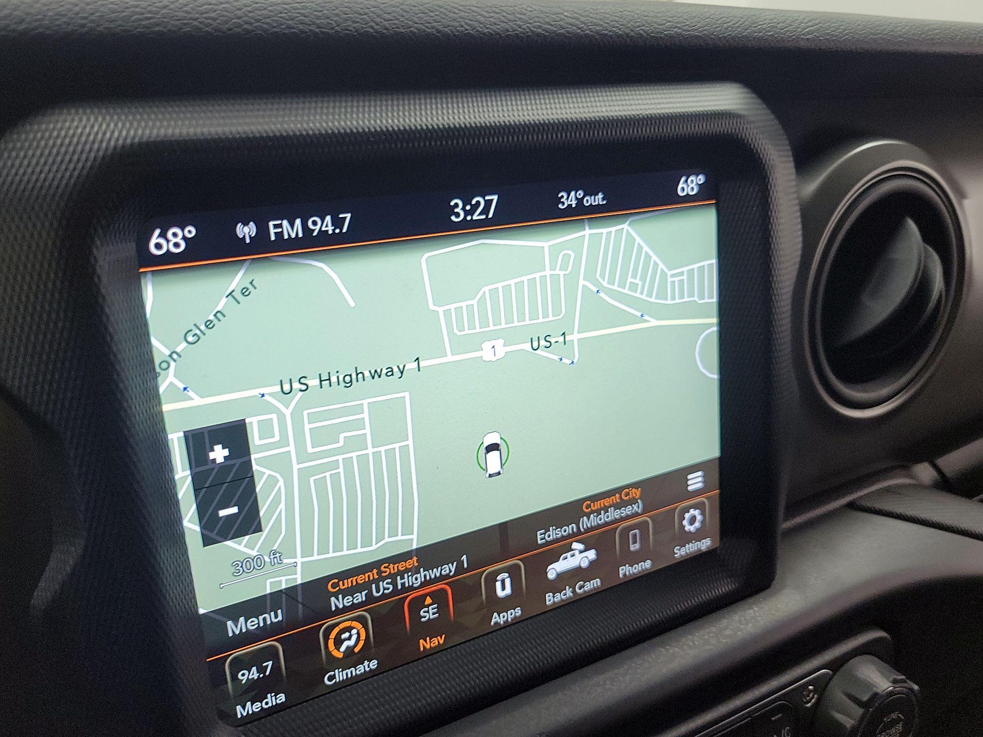 Thumbnail: 2023 Jeep Gladiator - 14