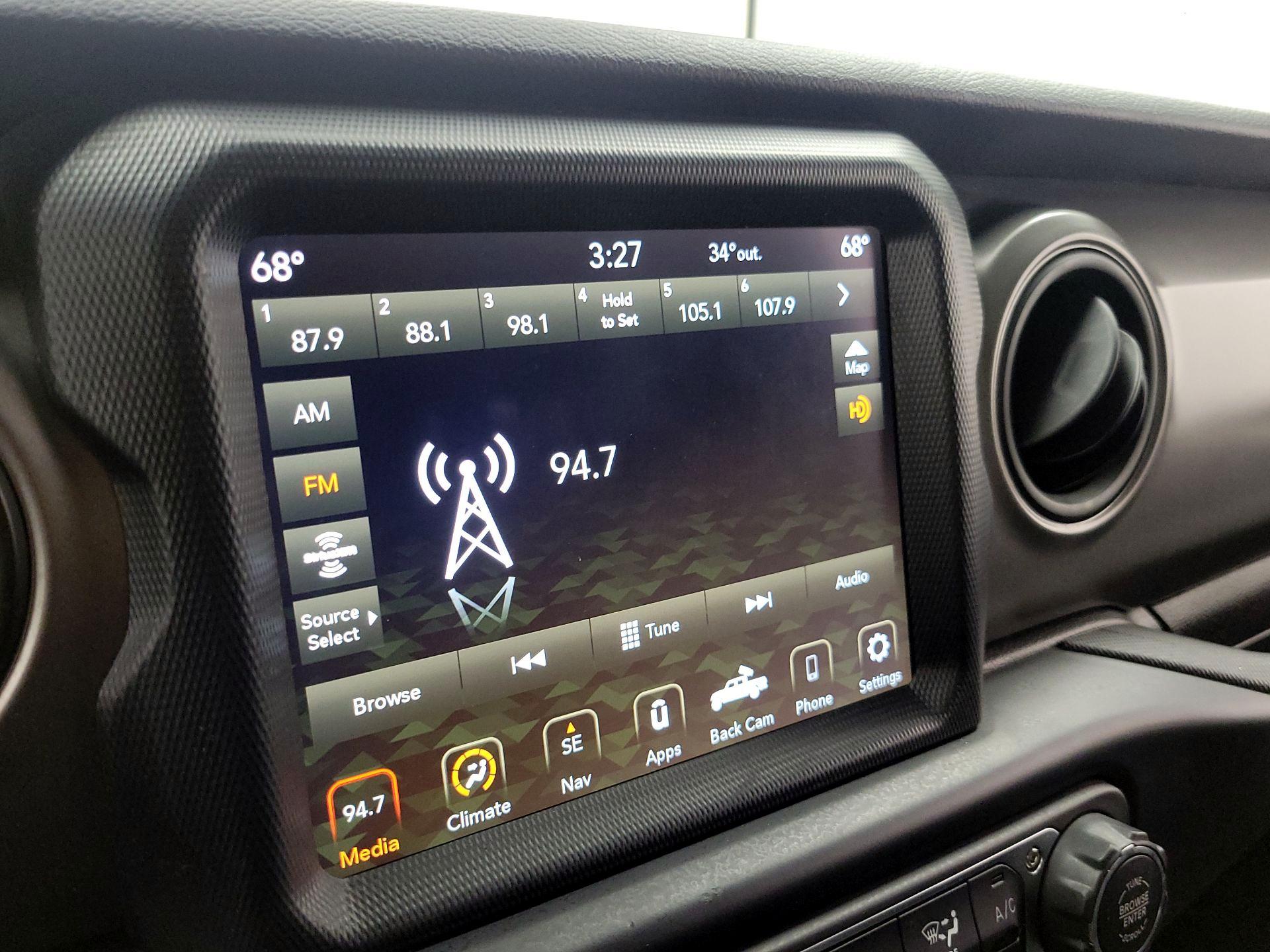 Thumbnail: 2023 Jeep Gladiator - 16