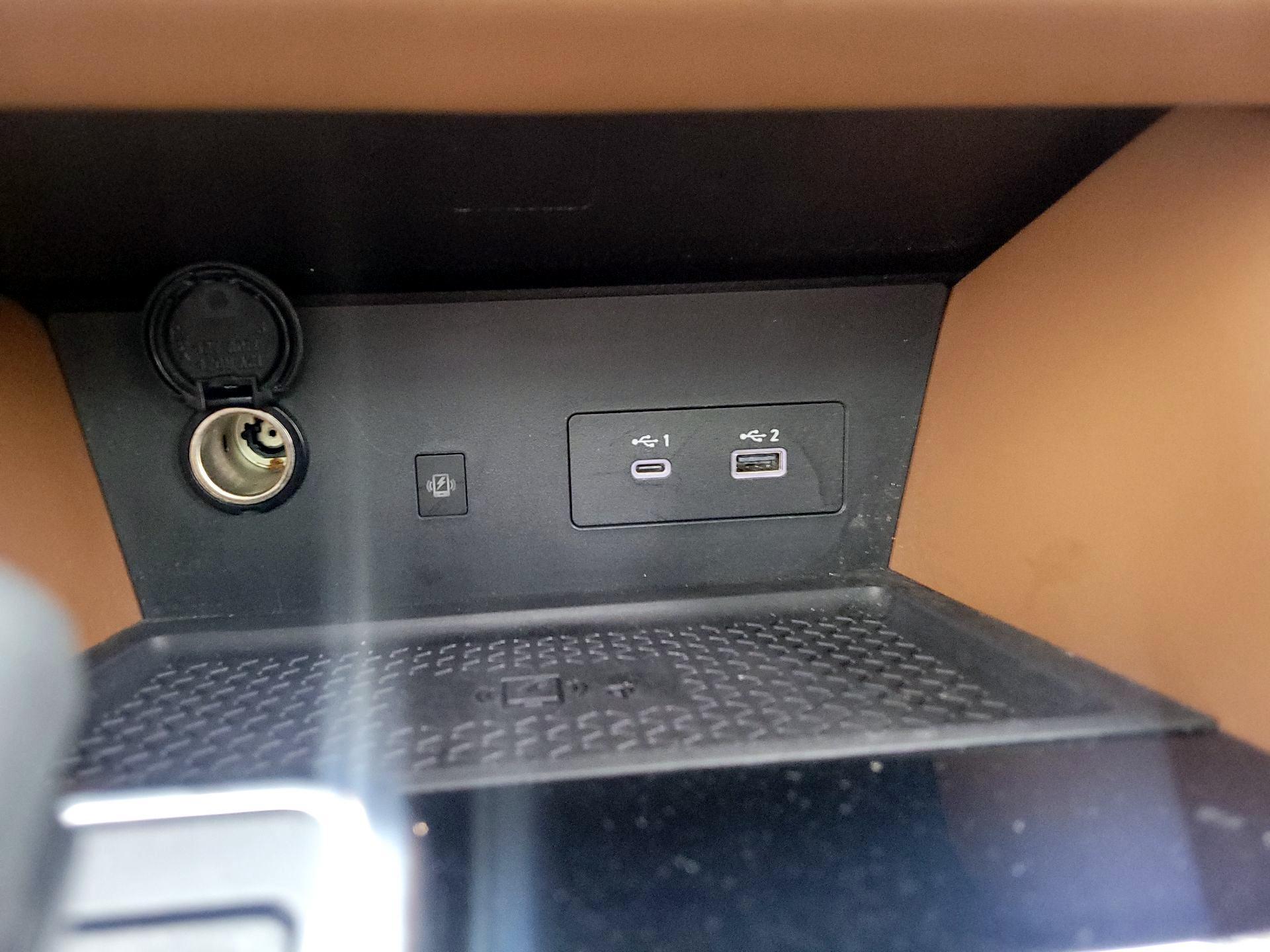 Thumbnail: 2022 Nissan Pathfinder - 18