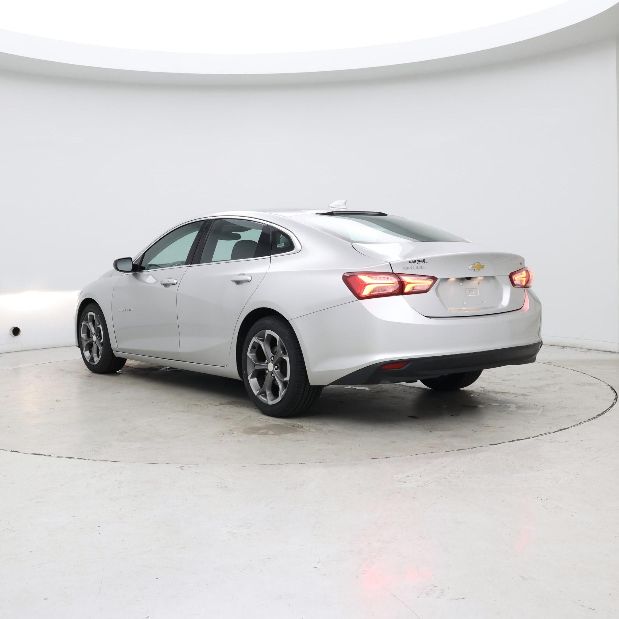 Thumbnail: 2021 Chevrolet Malibu - 2