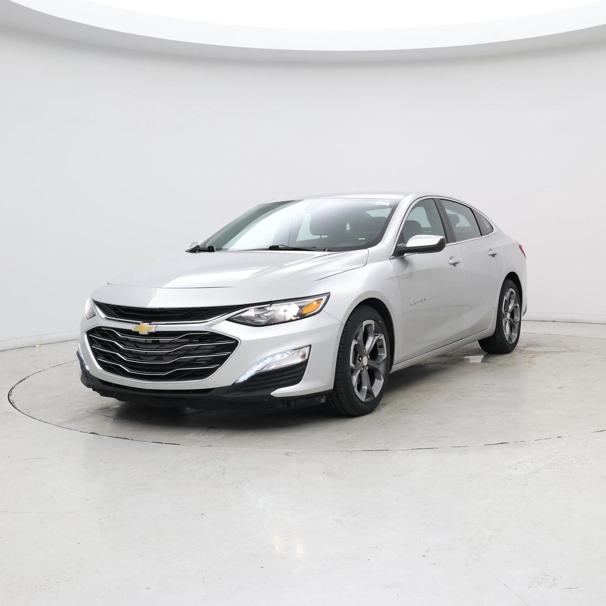 Thumbnail: 2021 Chevrolet Malibu - 4