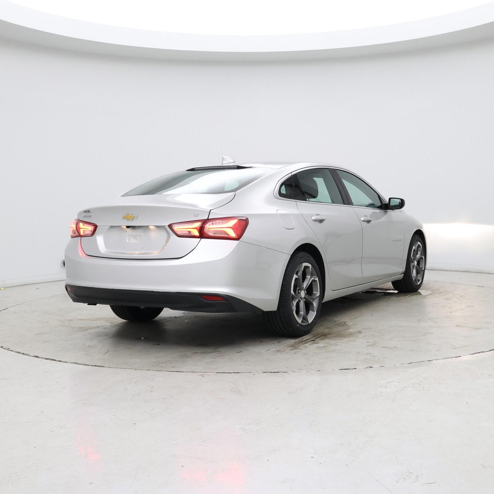 Thumbnail: 2021 Chevrolet Malibu - 8