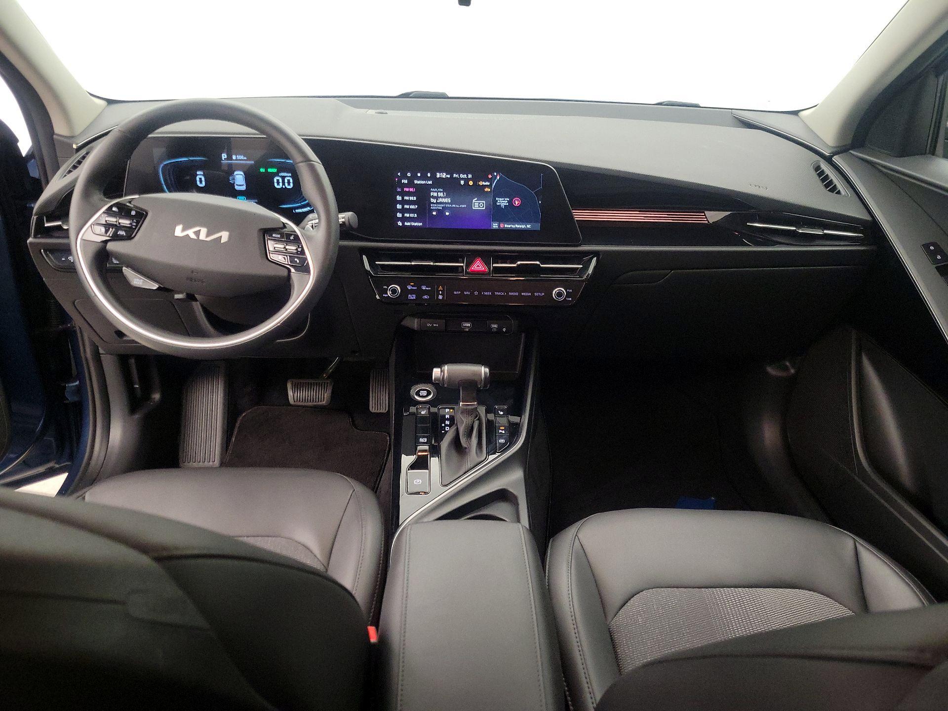 Thumbnail: 2023 Kia Niro - 9