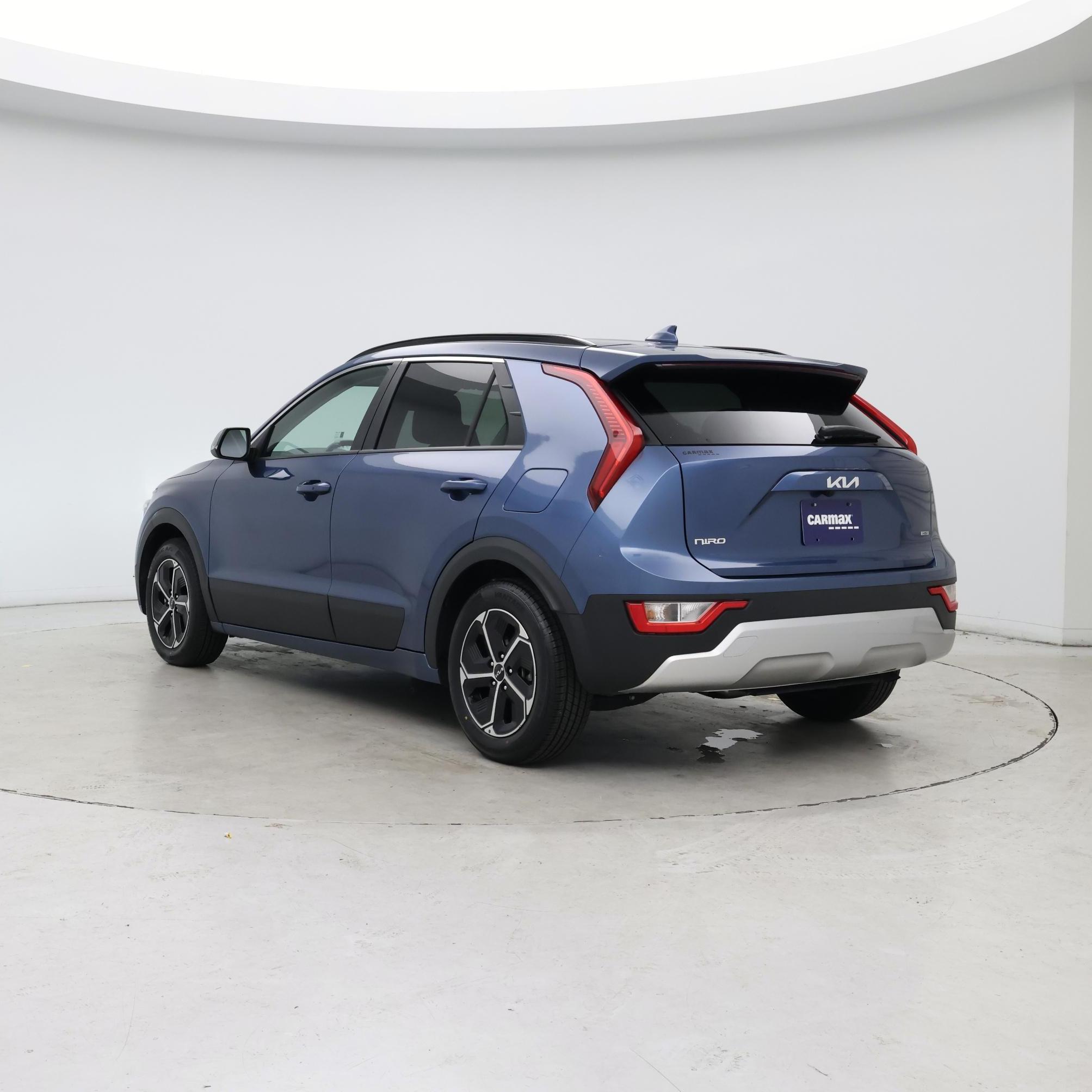 Thumbnail: 2023 Kia Niro - 2