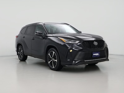Black 2022 Toyota Highlander XSE