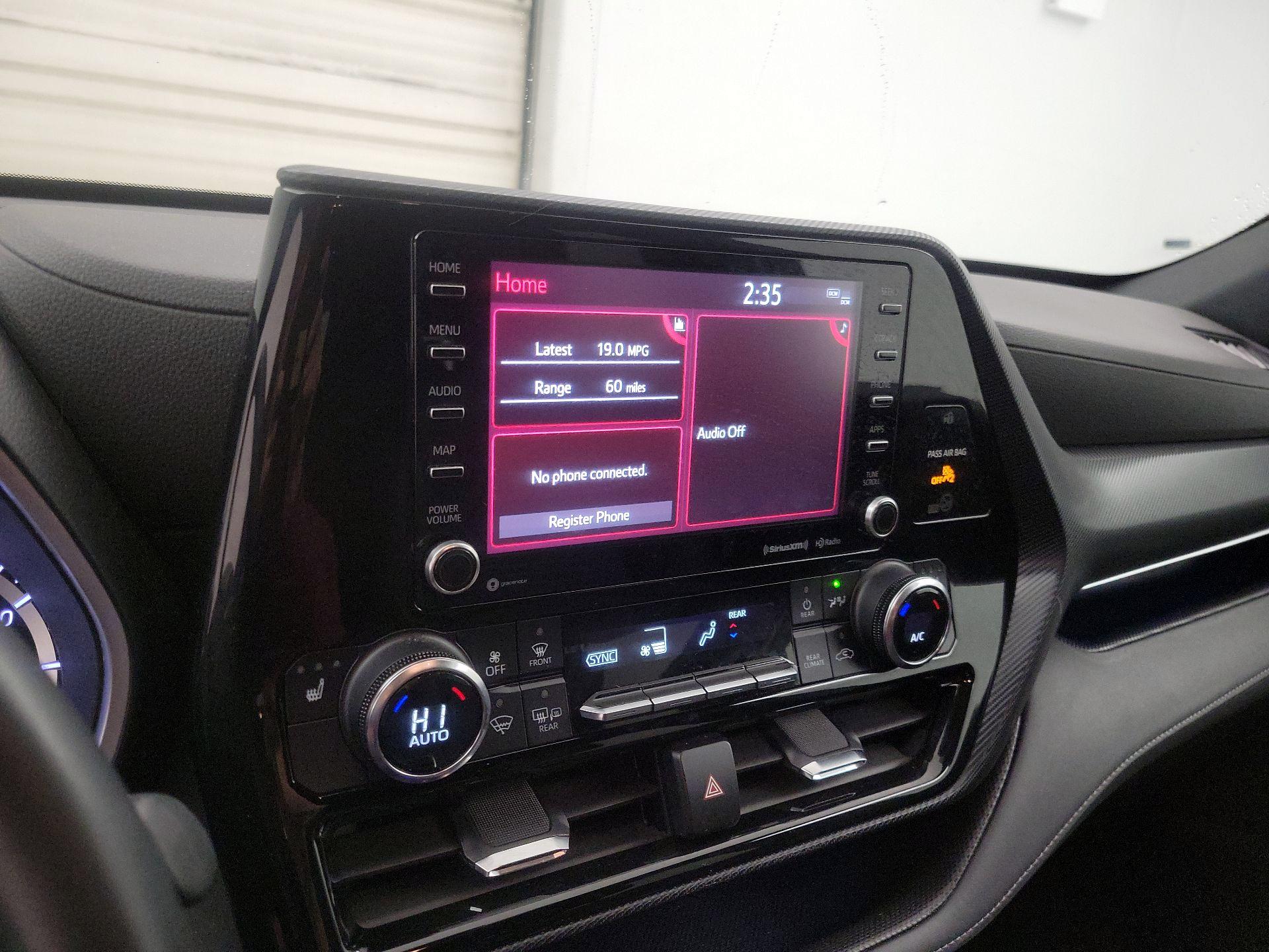 Thumbnail: 2022 Toyota Highlander - 15