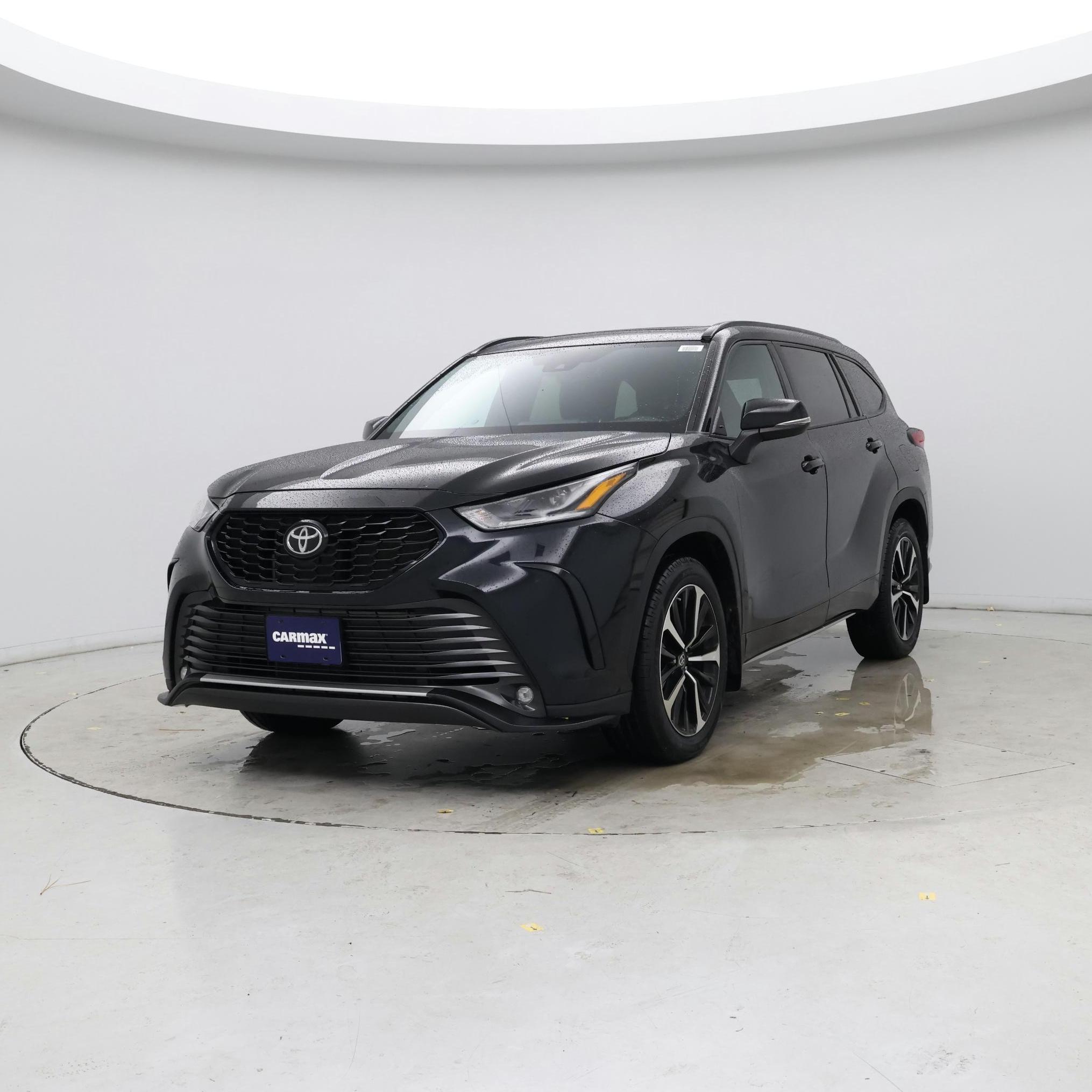 Thumbnail: 2022 Toyota Highlander - 4