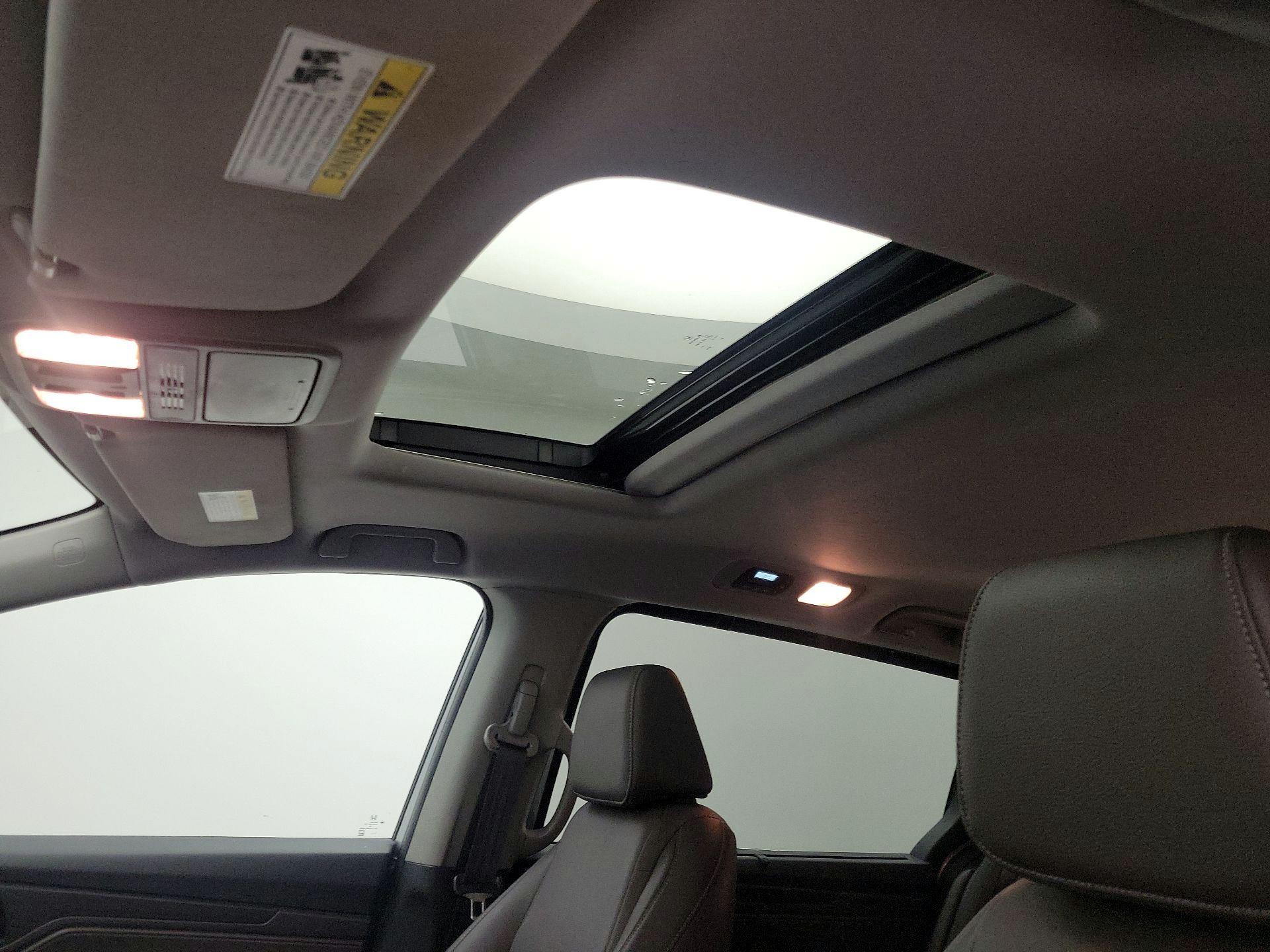 Thumbnail: 2022 Honda Odyssey - 19