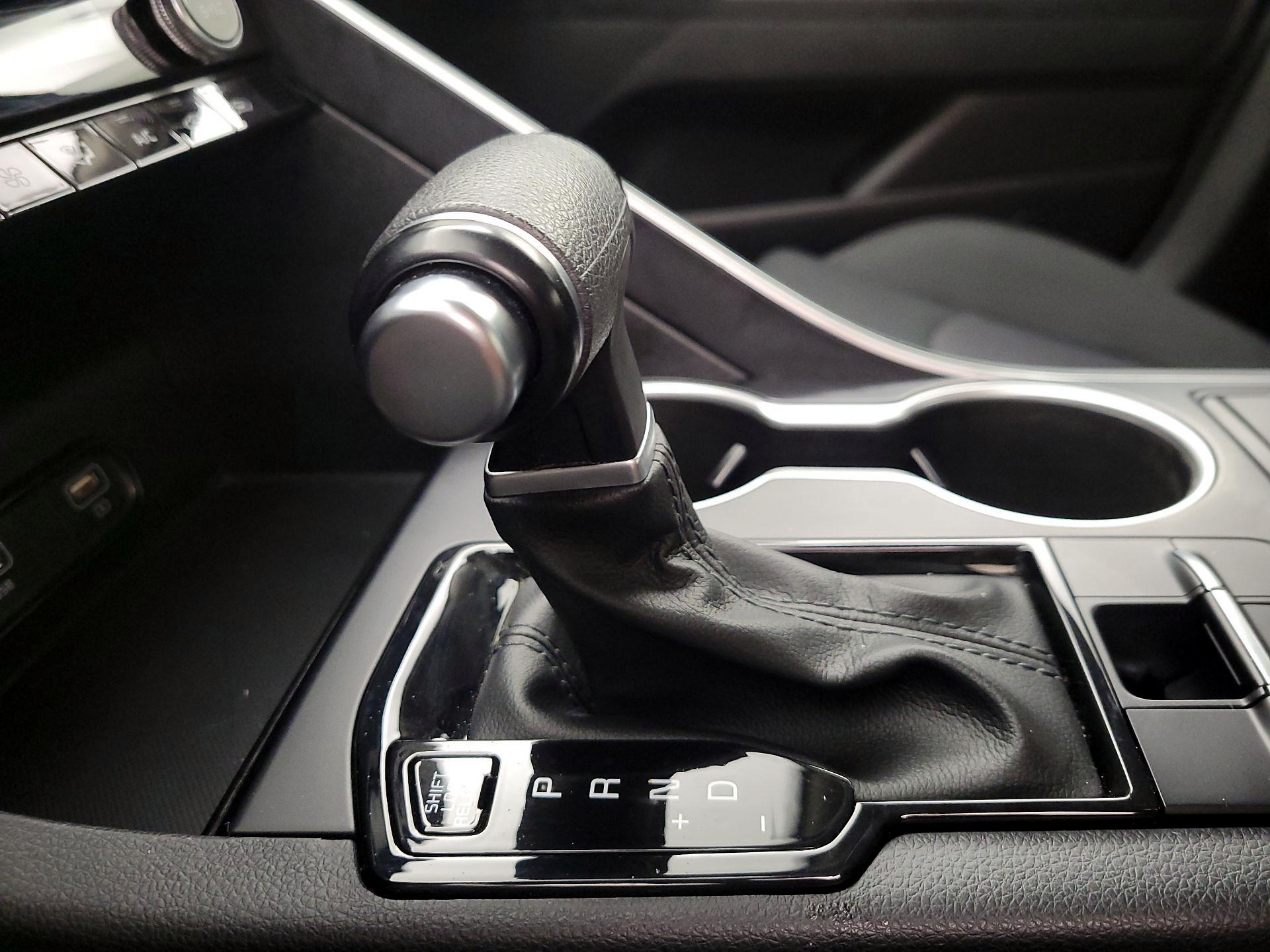 Thumbnail: 2021 Kia K5 - 17