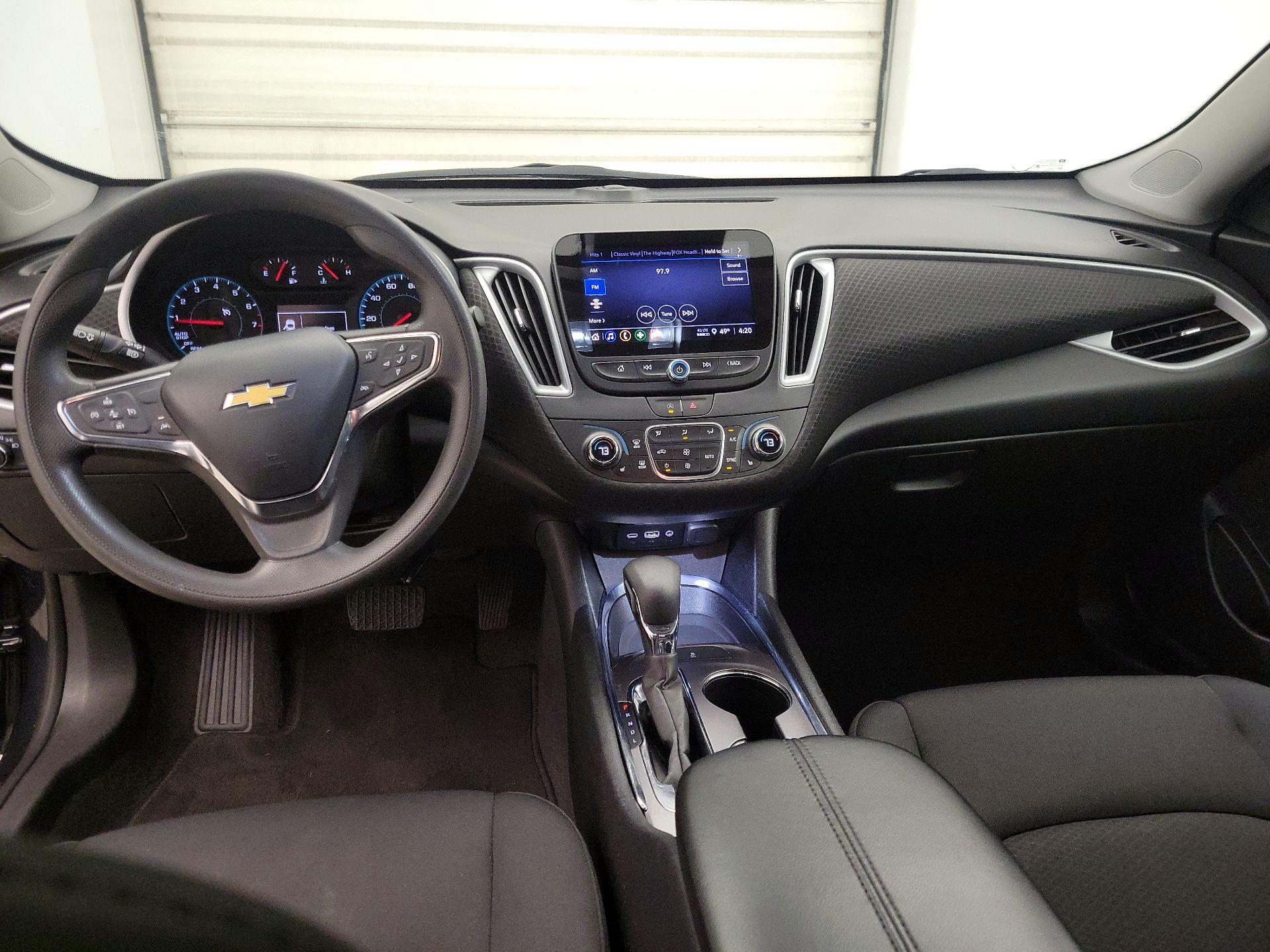 Thumbnail: 2023 Chevrolet Malibu - 9