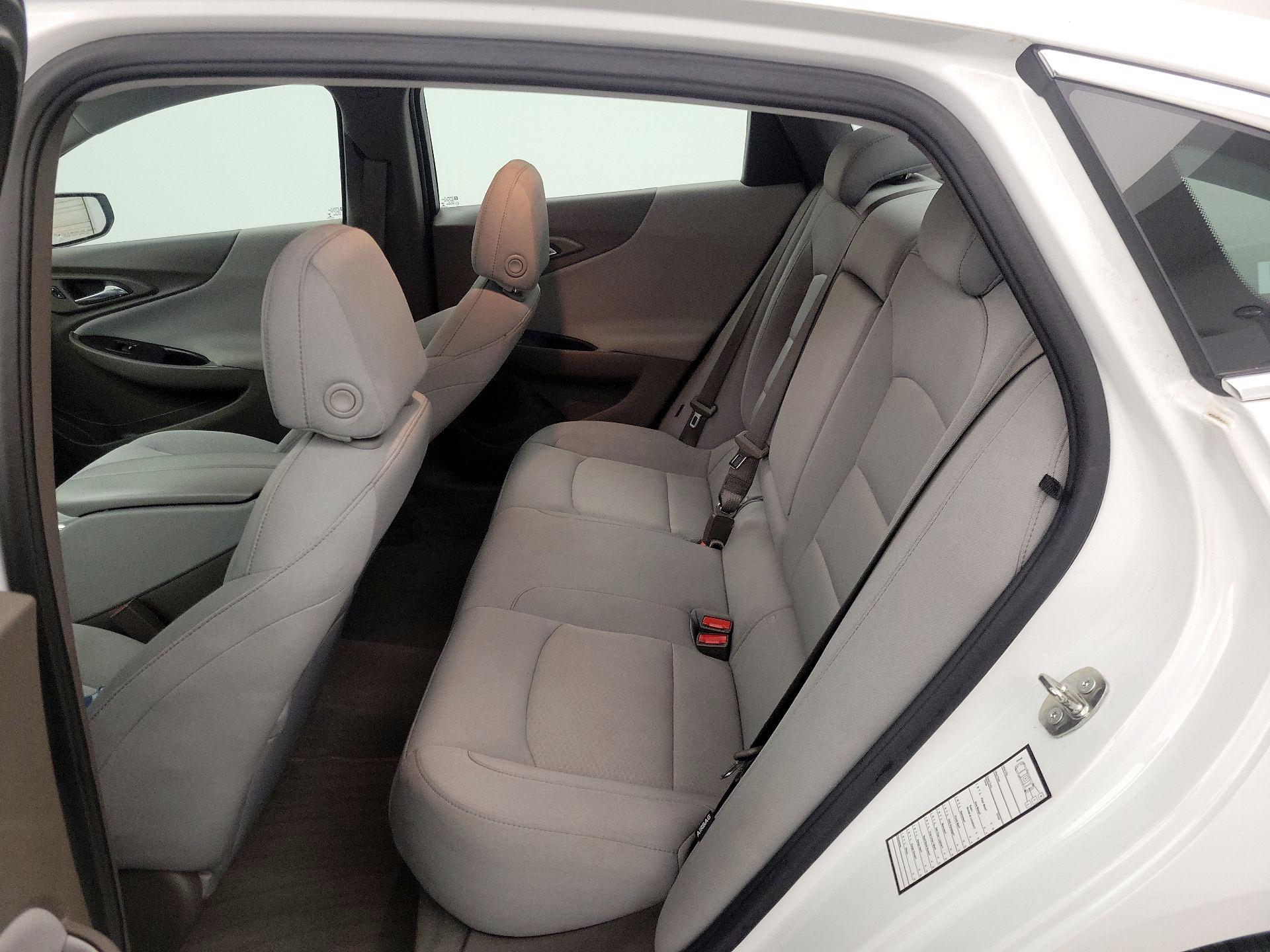 Thumbnail: 2022 Chevrolet Malibu - 19