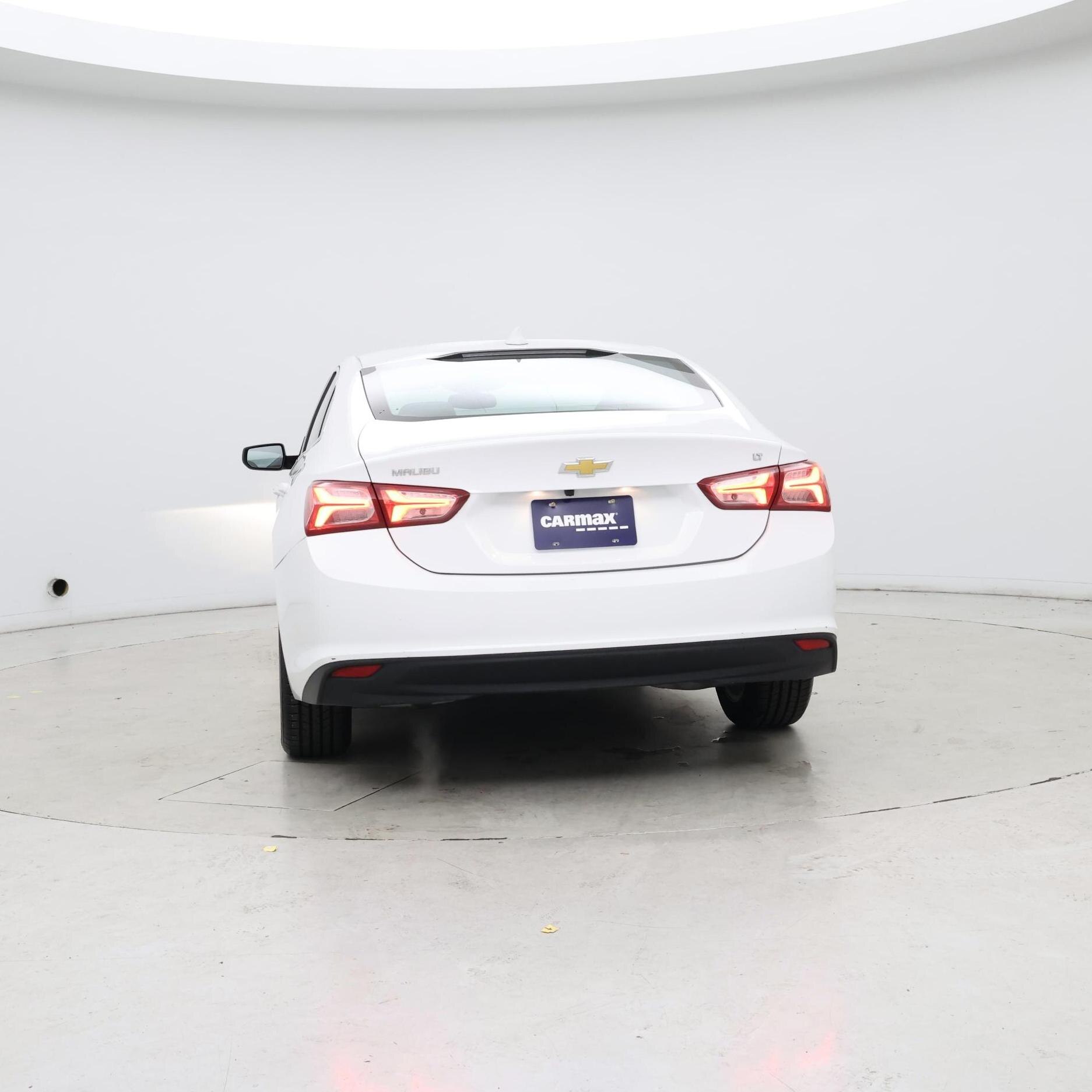 Thumbnail: 2022 Chevrolet Malibu - 6