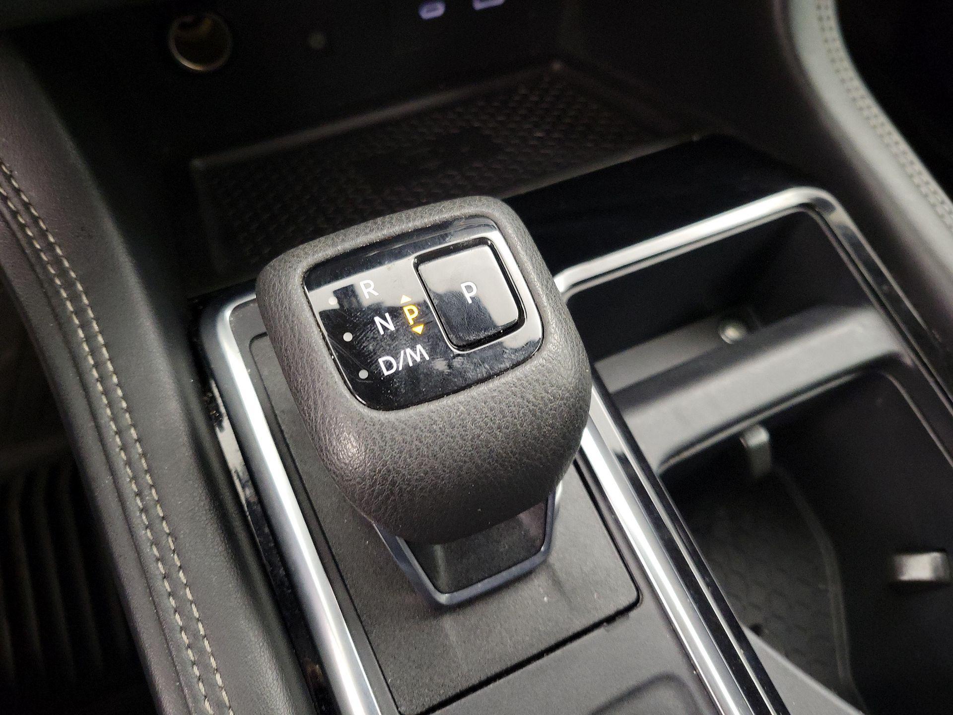 Thumbnail: 2023 Nissan Pathfinder - 17