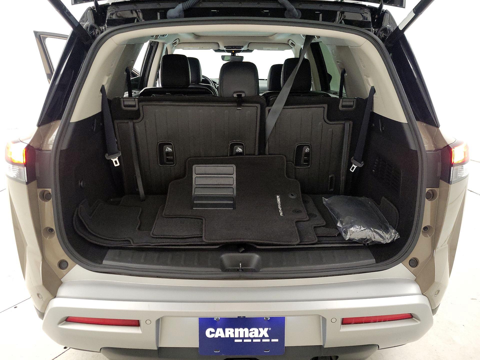 Thumbnail: 2023 Nissan Pathfinder - 20