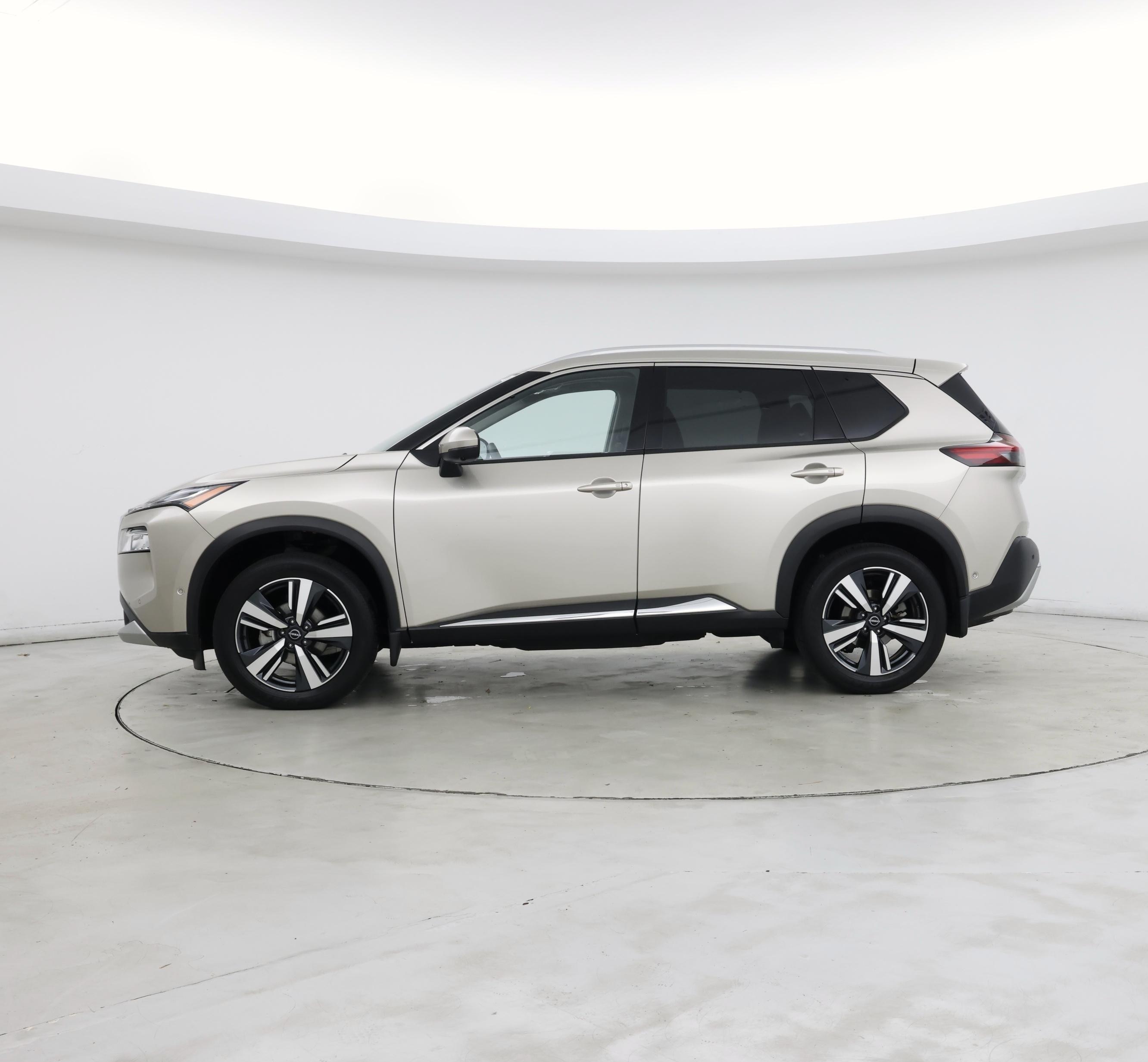 Thumbnail: 2022 Nissan Rogue - 3