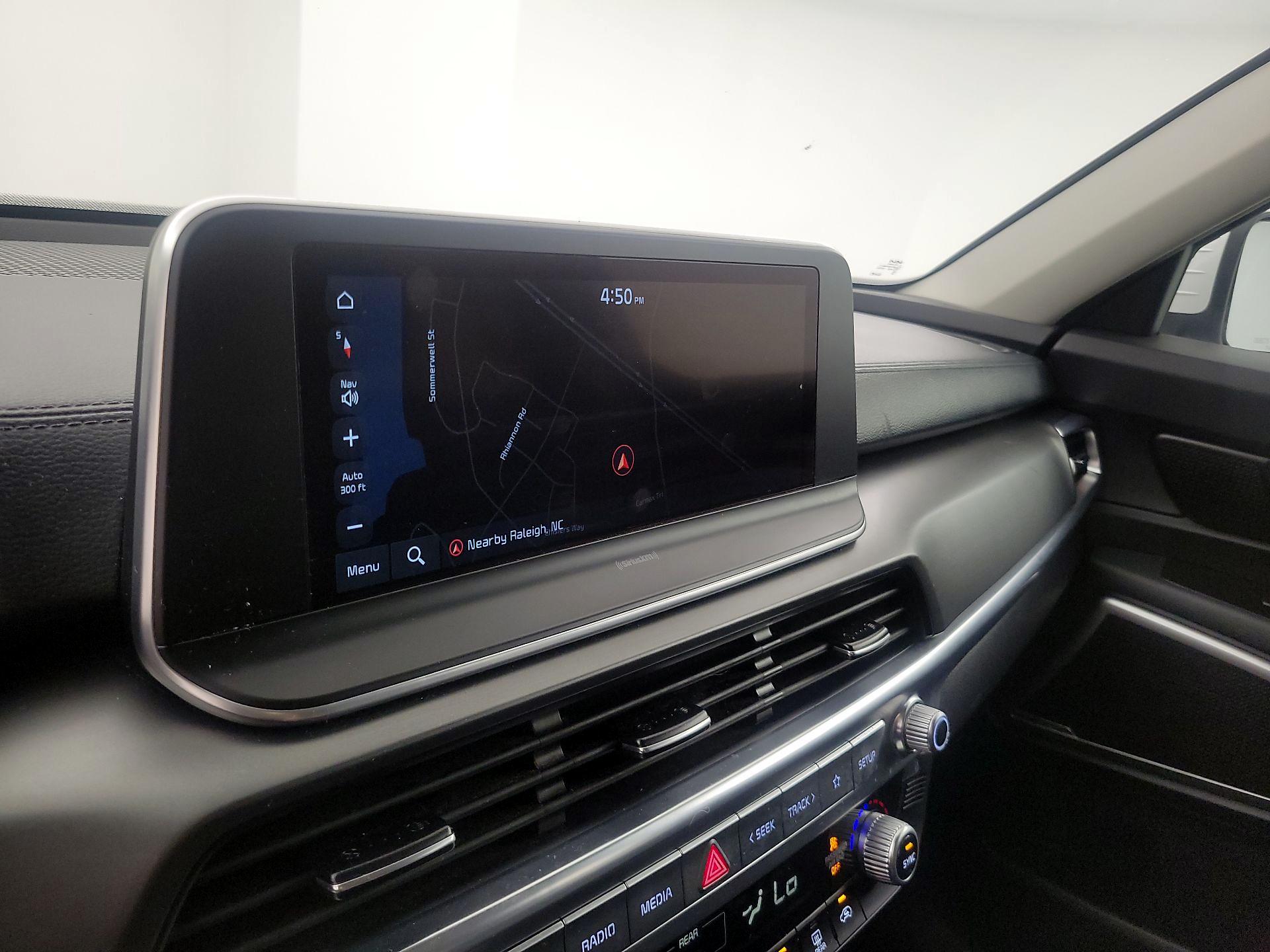 Thumbnail: 2022 Kia Telluride - 14