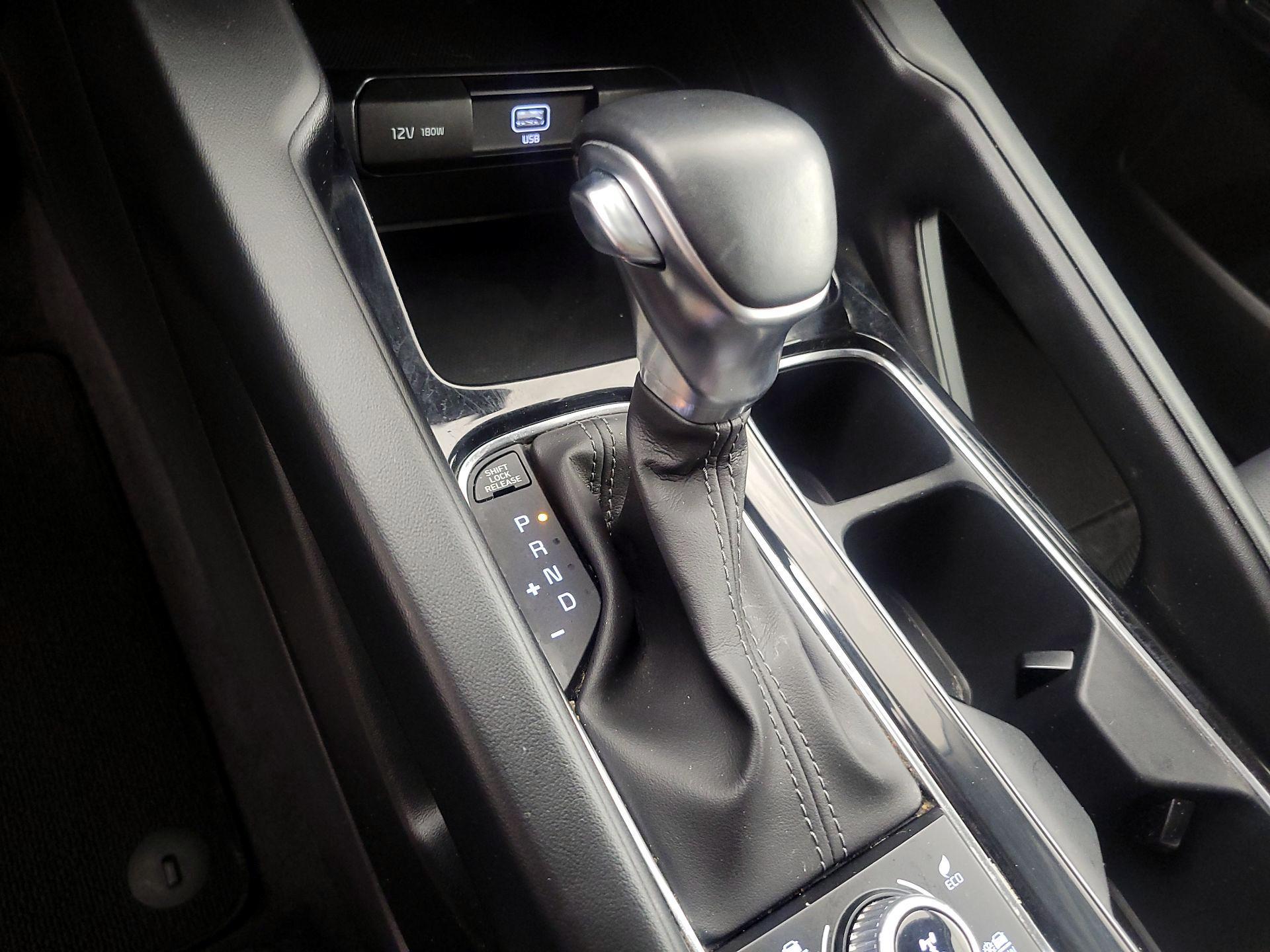 Thumbnail: 2022 Kia Telluride - 18