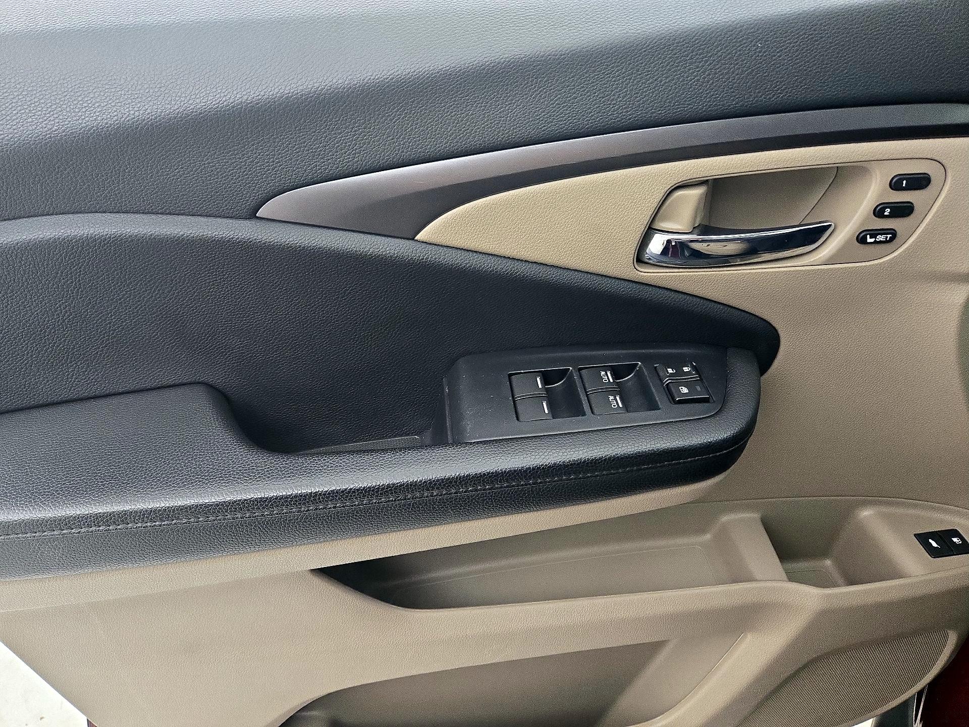 Thumbnail: 2022 Honda Pilot - 12