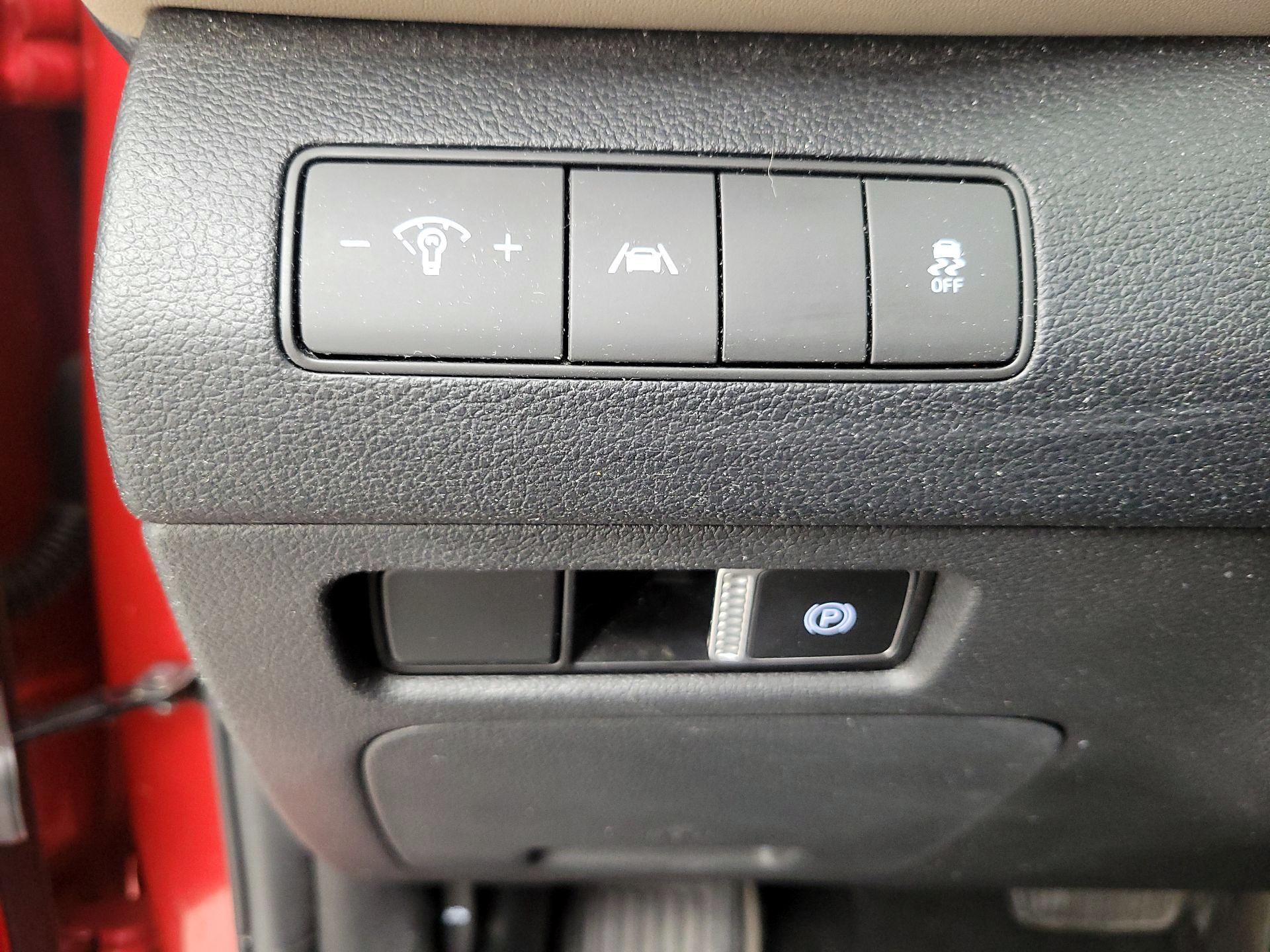 Thumbnail: 2022 Hyundai Santa Fe - 13