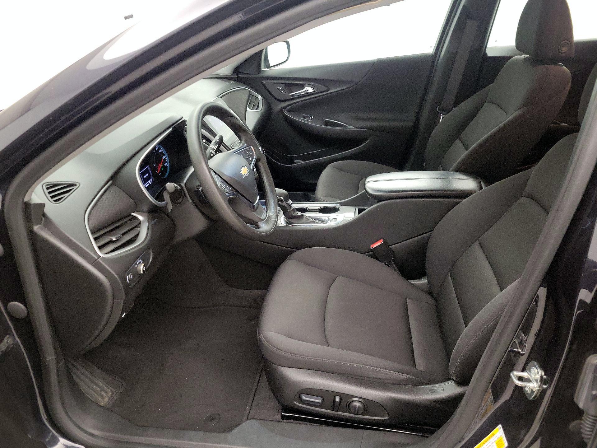 Thumbnail: 2023 Chevrolet Malibu - 11