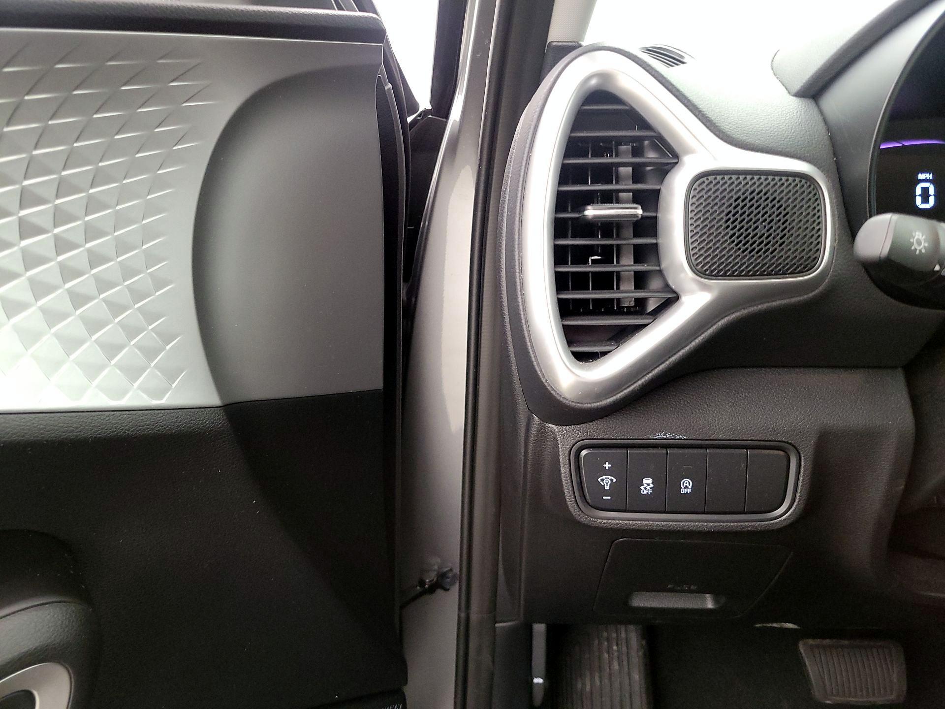 Thumbnail: 2023 Kia Soul - 13