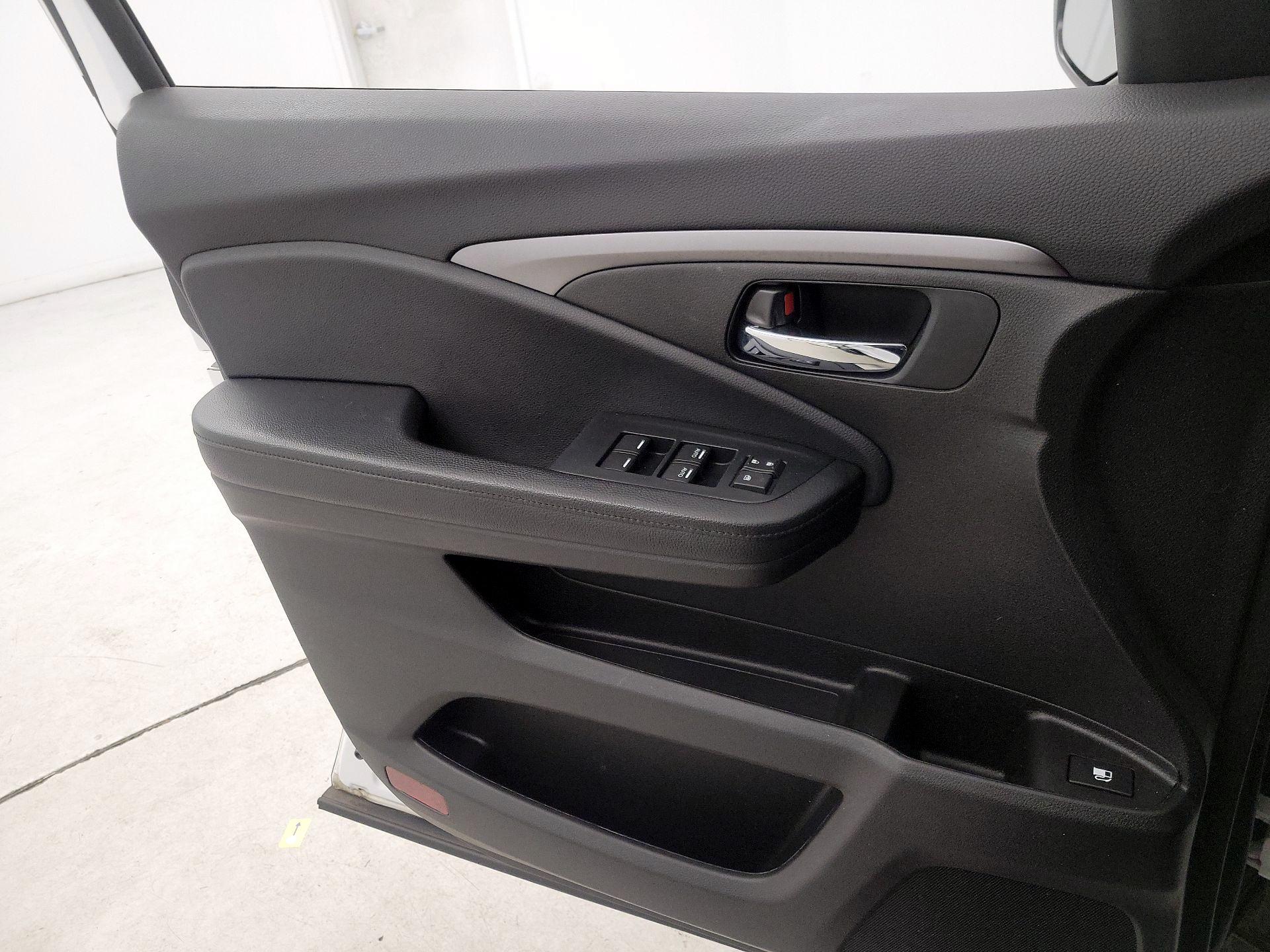 Thumbnail: 2022 Honda Pilot - 12