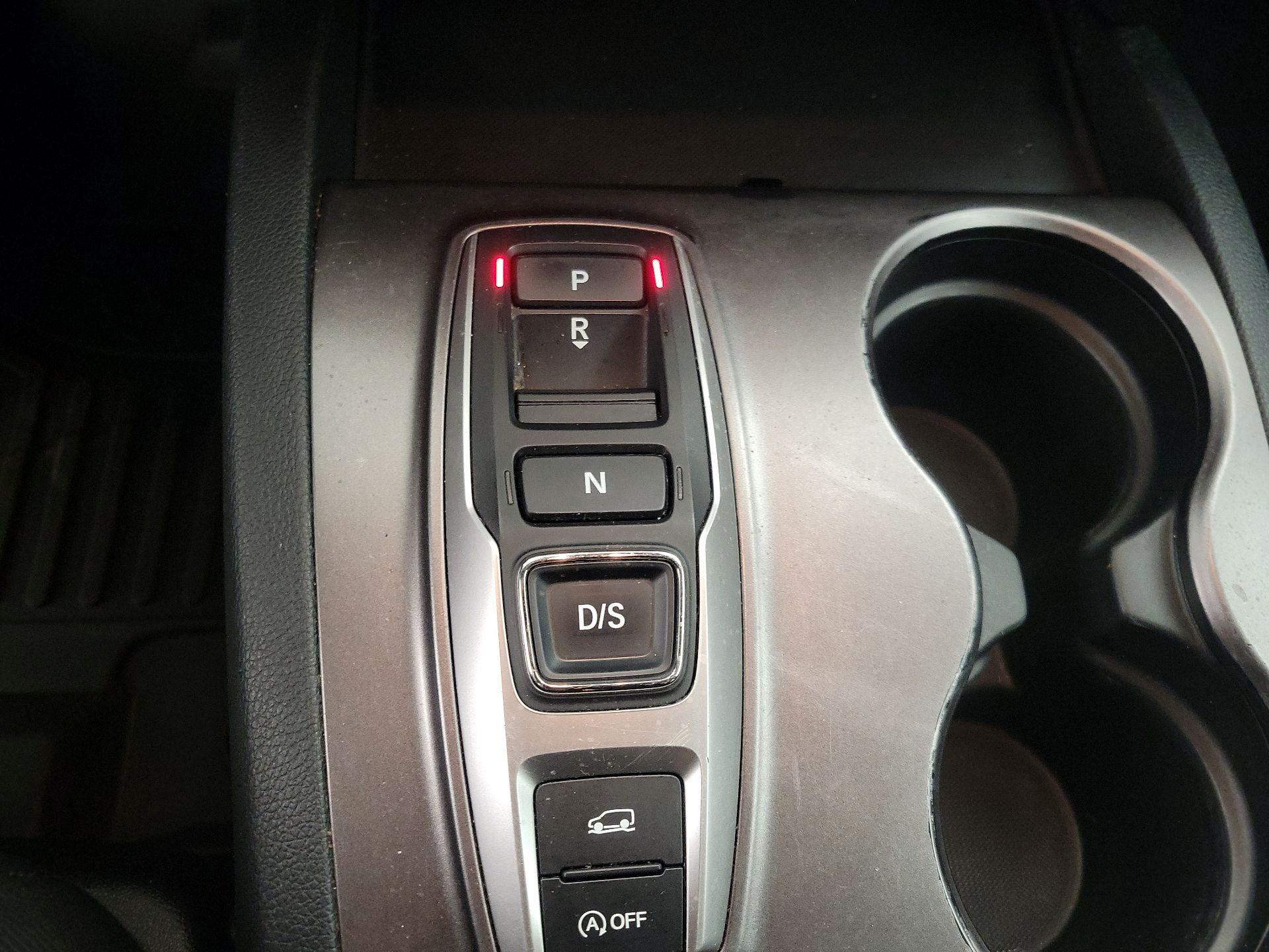 Thumbnail: 2022 Honda Pilot - 17