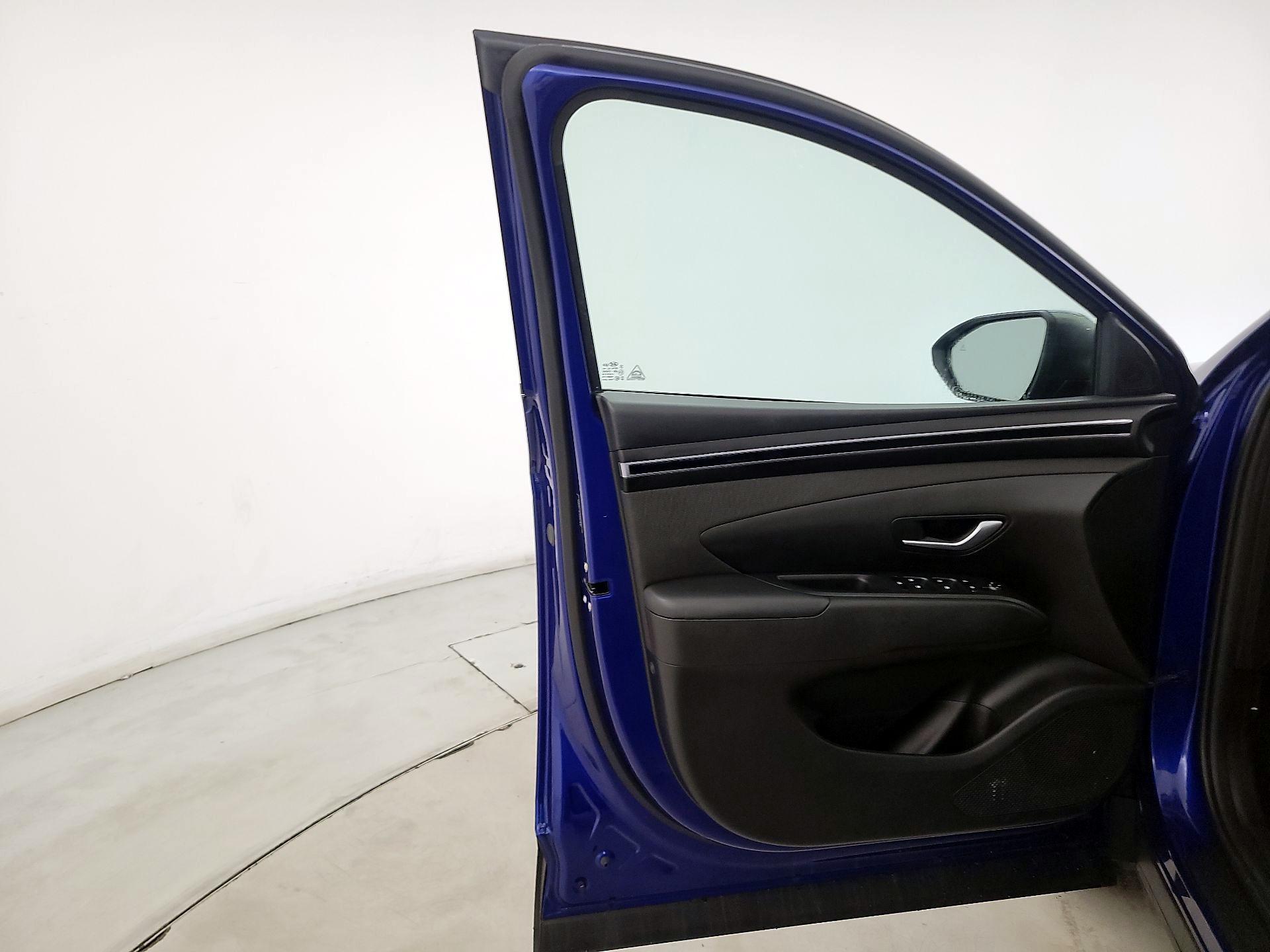 Thumbnail: 2023 Hyundai Tucson - 12