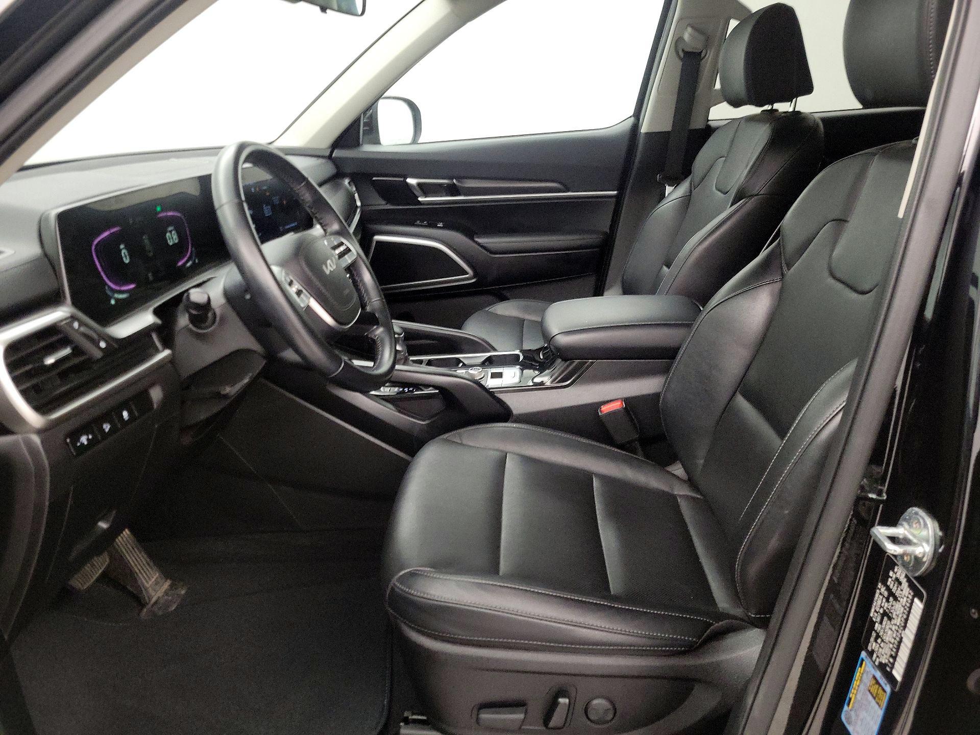 Thumbnail: 2023 Kia Telluride - 11