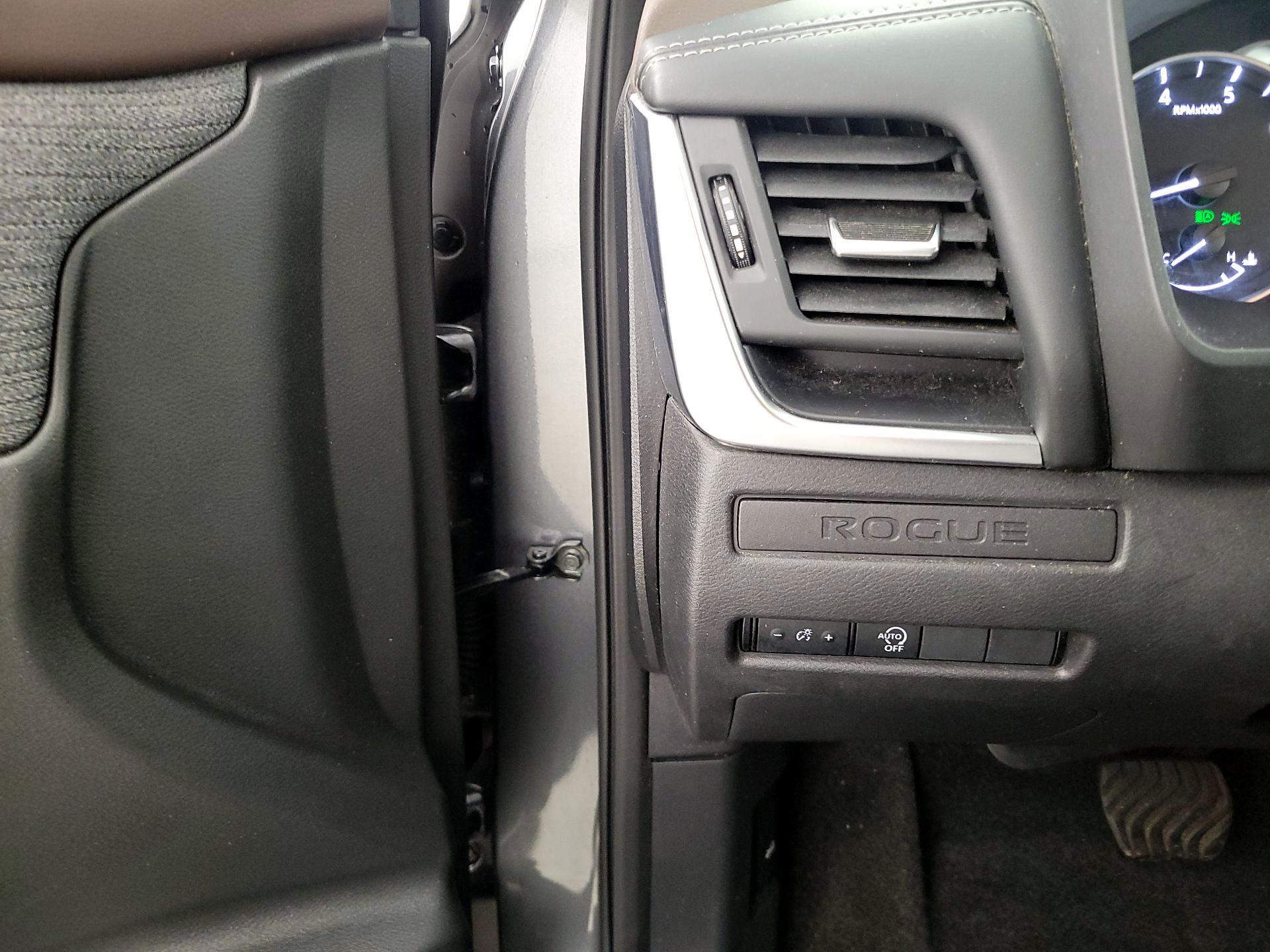 Thumbnail: 2023 Nissan Rogue - 13