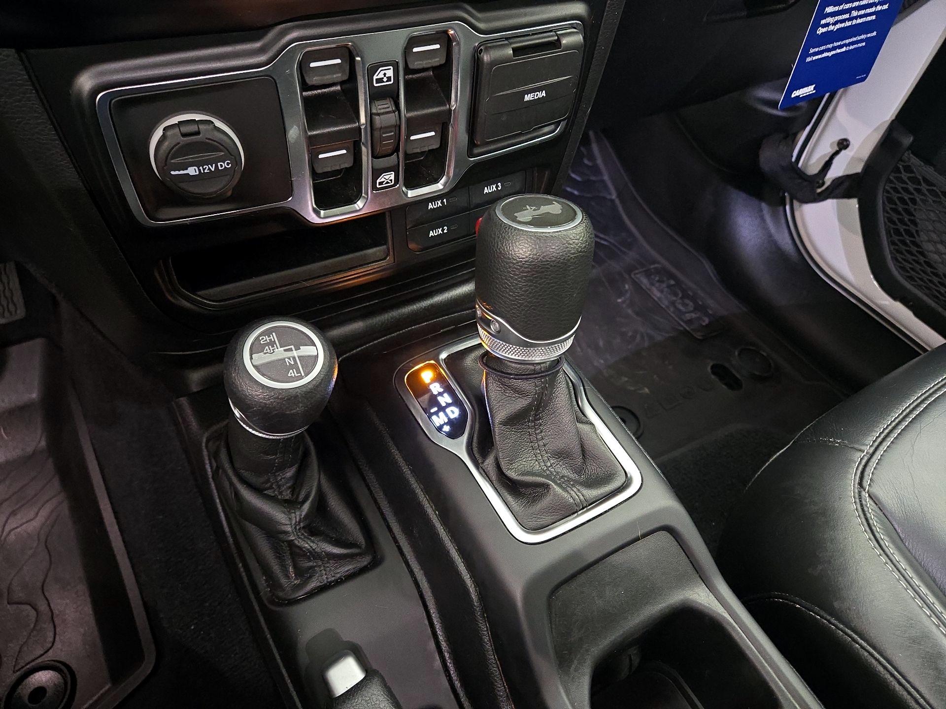 Thumbnail: 2021 Jeep Wrangler - 17