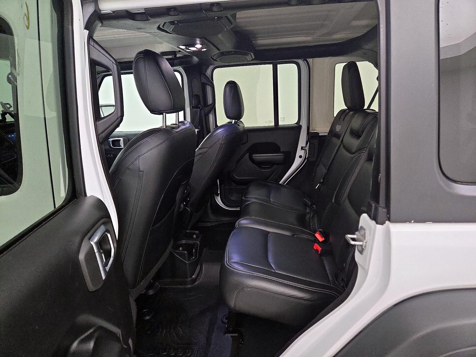 Thumbnail: 2021 Jeep Wrangler - 19