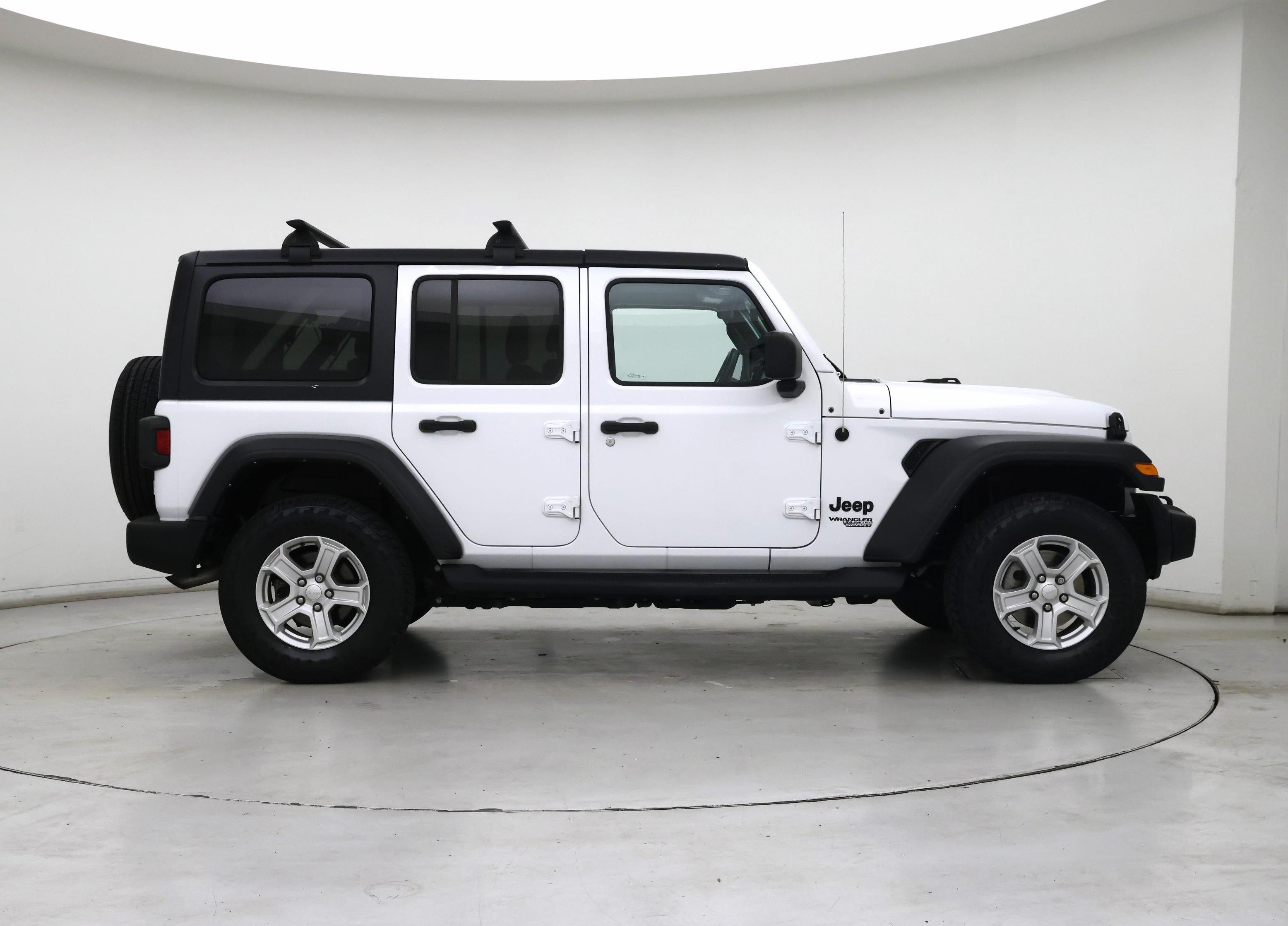 Thumbnail: 2021 Jeep Wrangler - 7