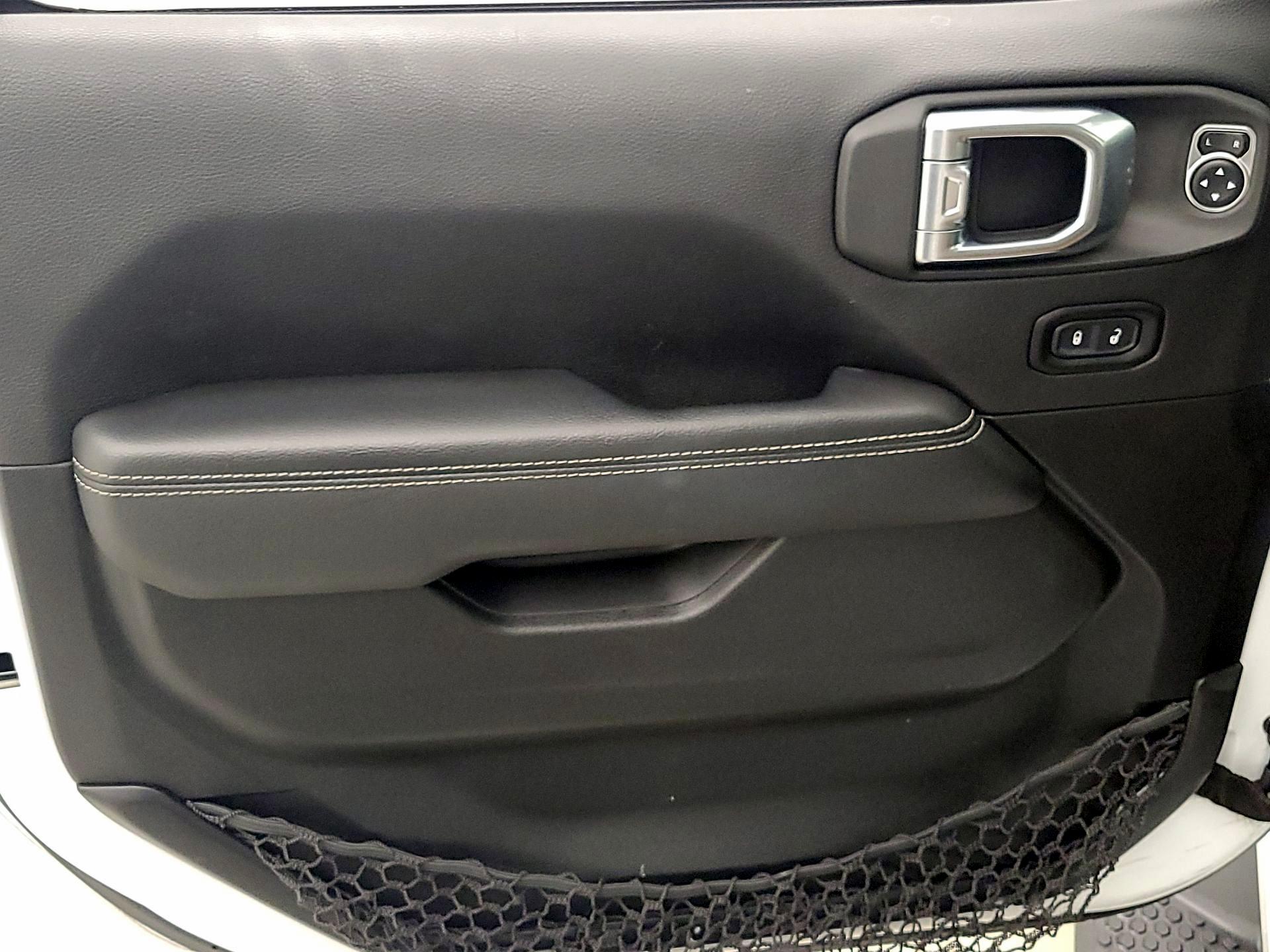 Thumbnail: 2021 Jeep Wrangler - 12