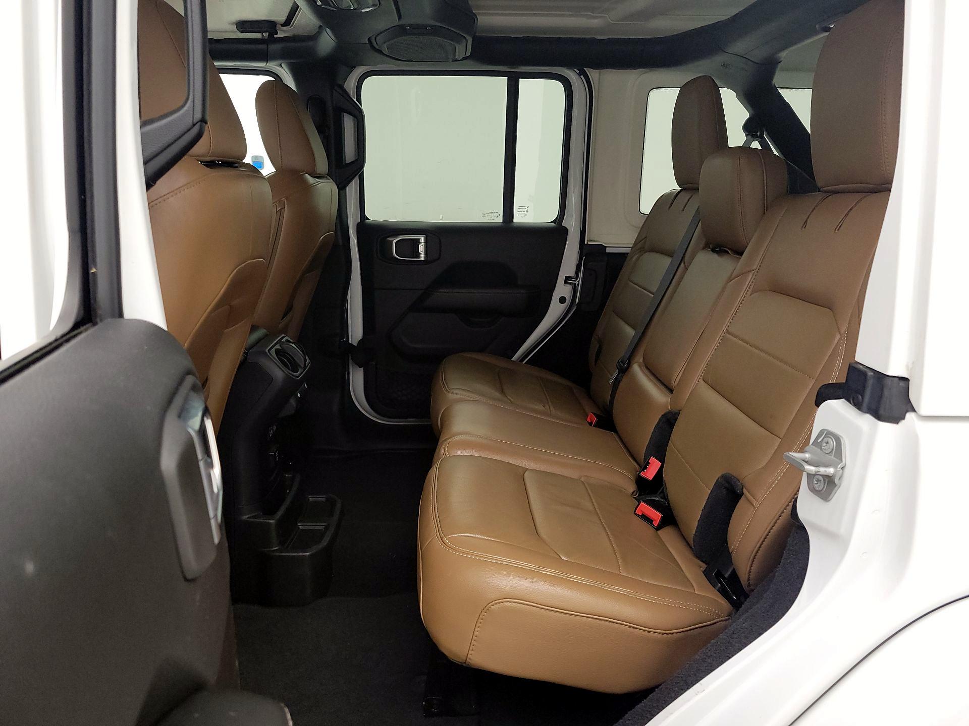 Thumbnail: 2021 Jeep Wrangler - 20