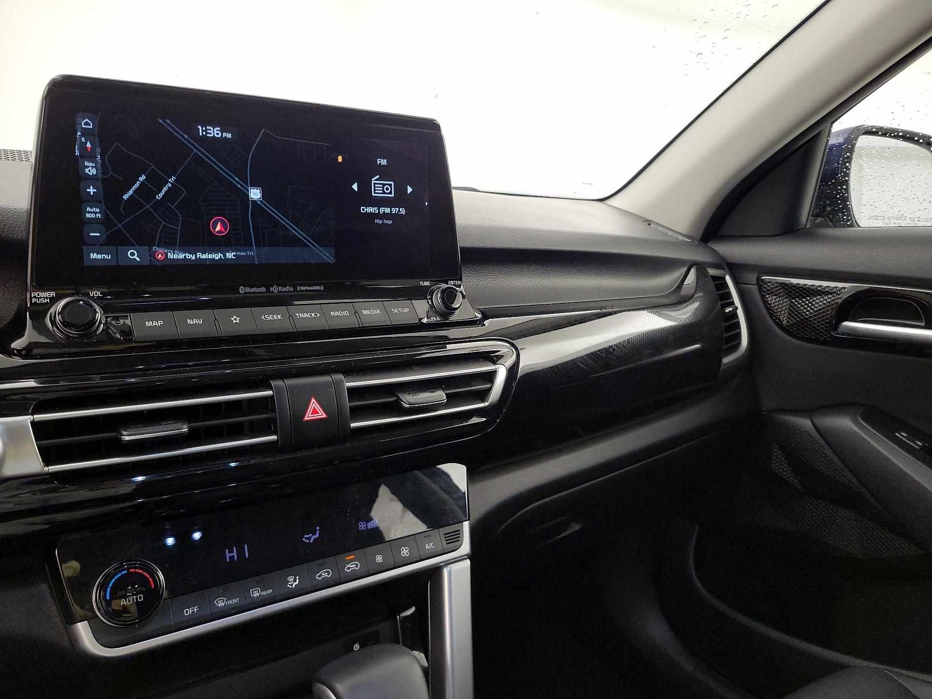 Thumbnail: 2023 Kia Seltos - 14