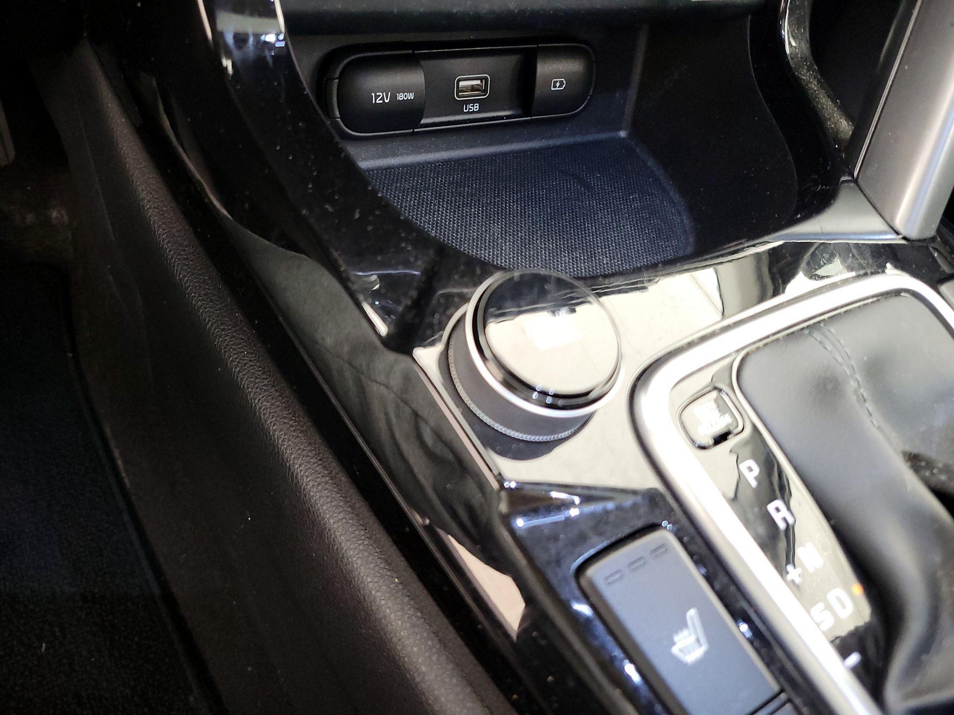 Thumbnail: 2023 Kia Seltos - 19