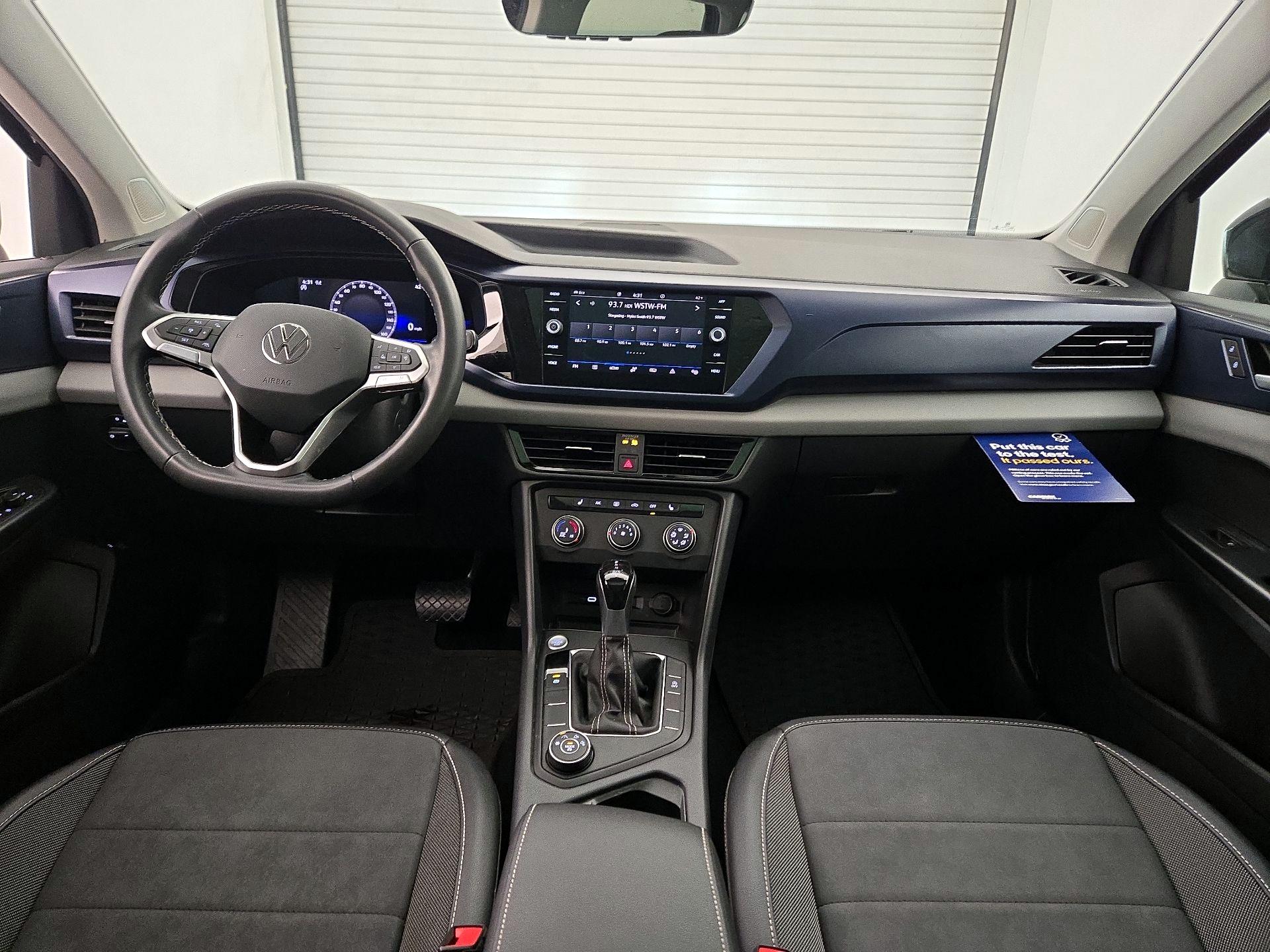 Thumbnail: 2022 Volkswagen Taos - 9