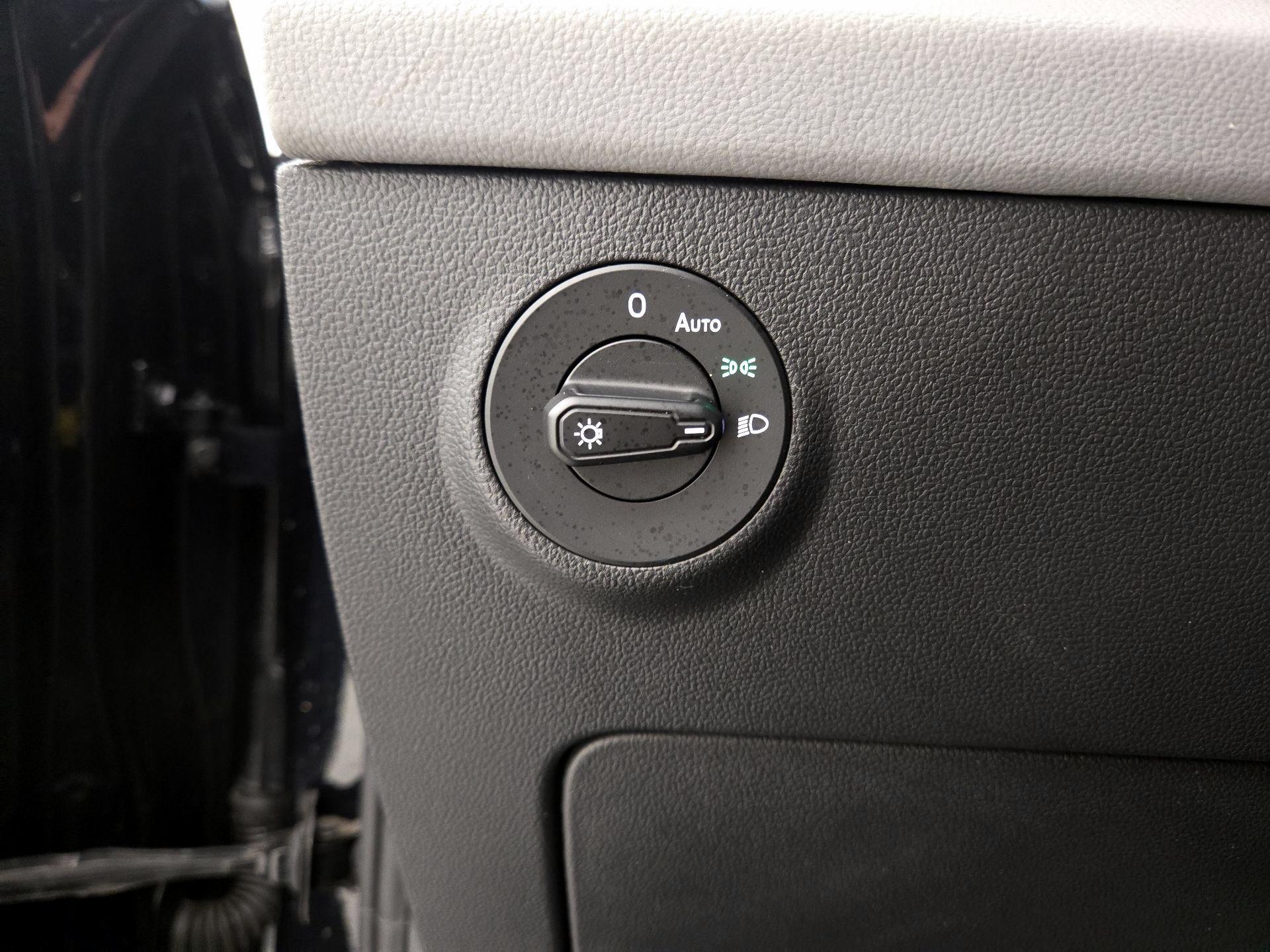 Thumbnail: 2022 Volkswagen Taos - 13