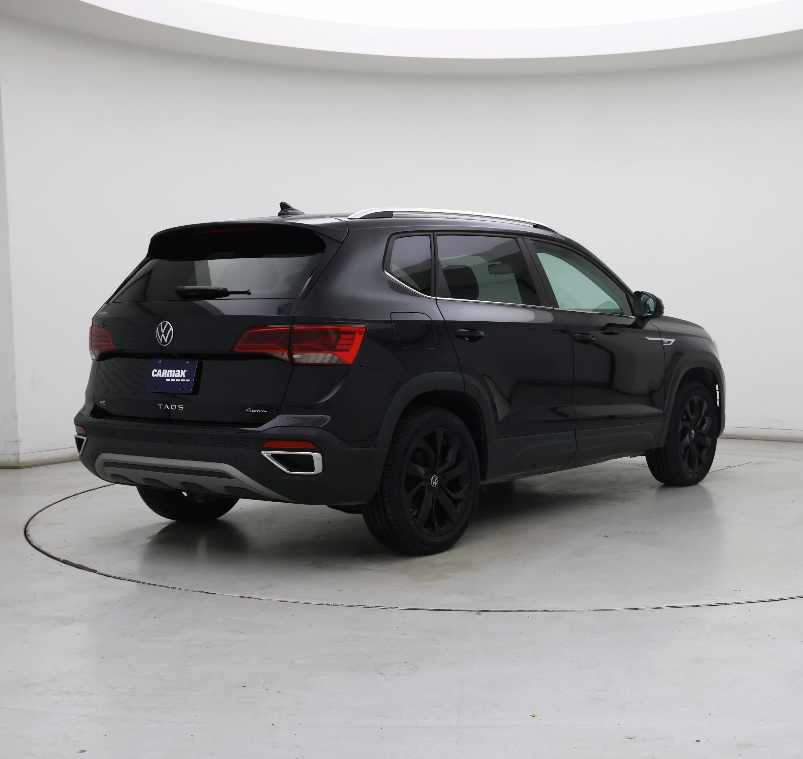 Thumbnail: 2022 Volkswagen Taos - 8