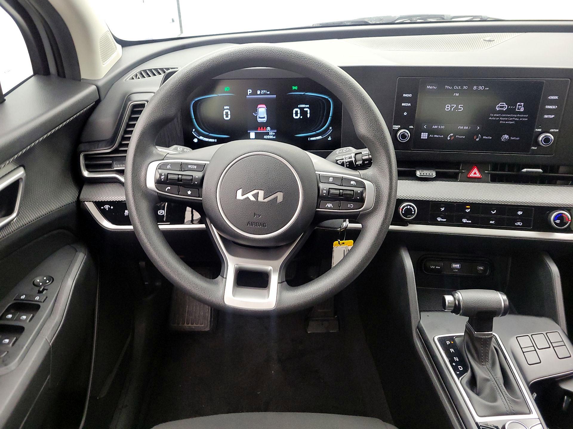 Thumbnail: 2023 Kia Sportage - 10