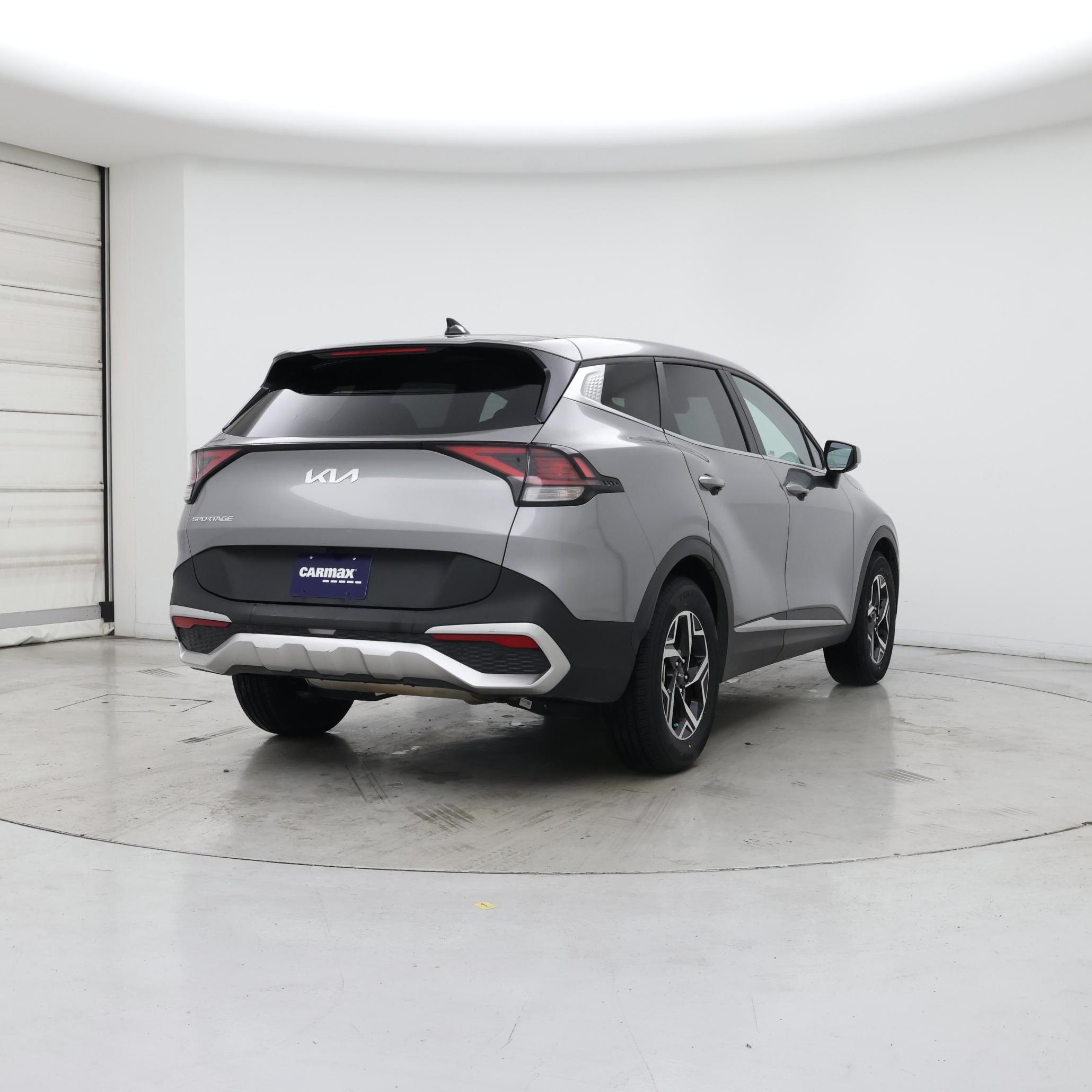 Thumbnail: 2023 Kia Sportage - 8