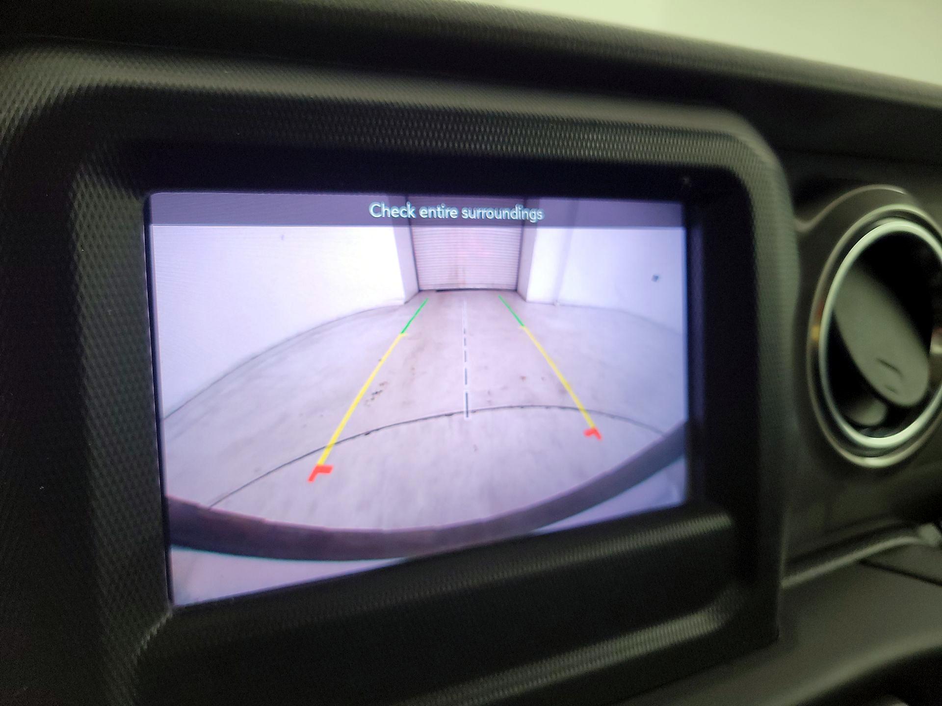 Thumbnail: 2021 Jeep Wrangler - 14