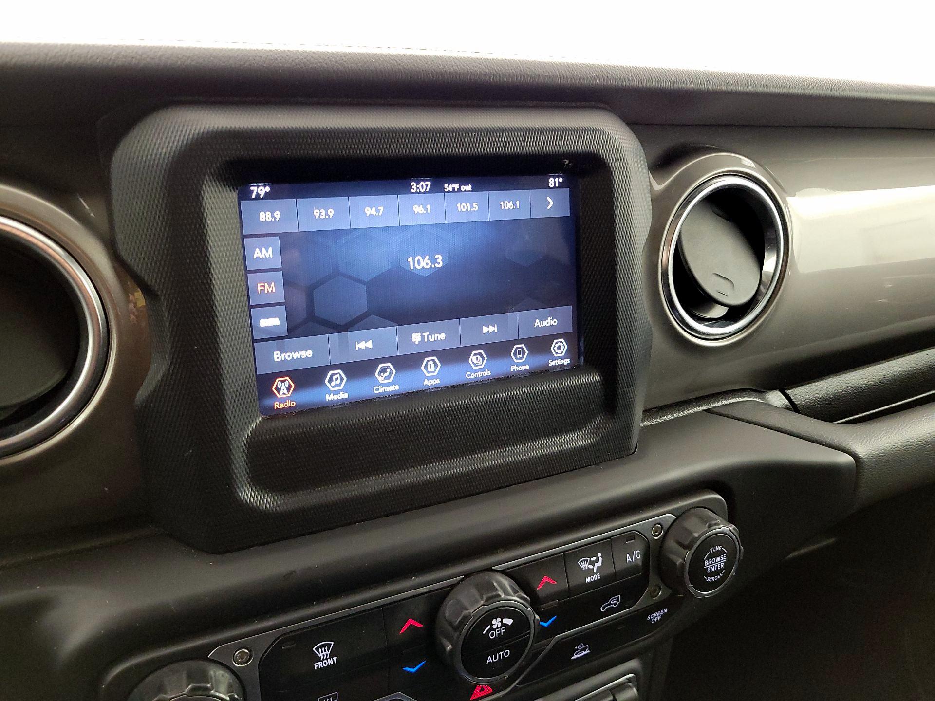 Thumbnail: 2021 Jeep Wrangler - 15