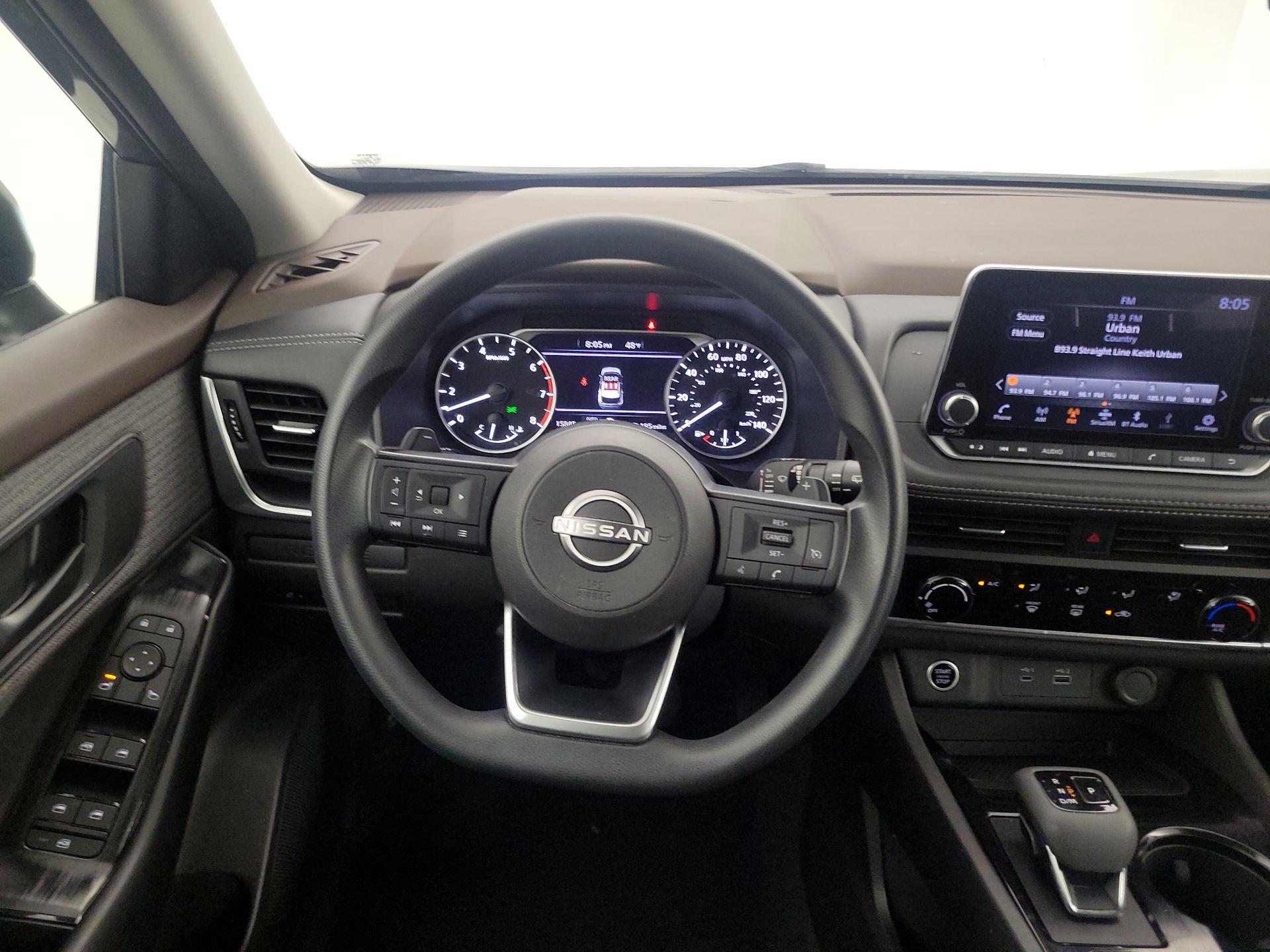 Thumbnail: 2023 Nissan Rogue - 10