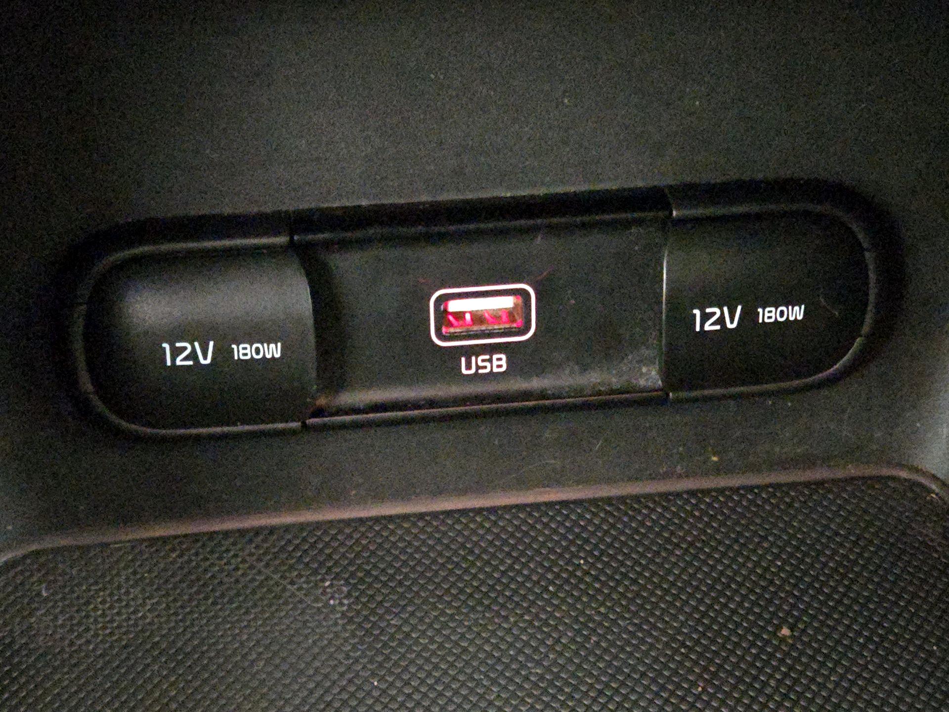 Thumbnail: 2021 Kia Sportage - 18