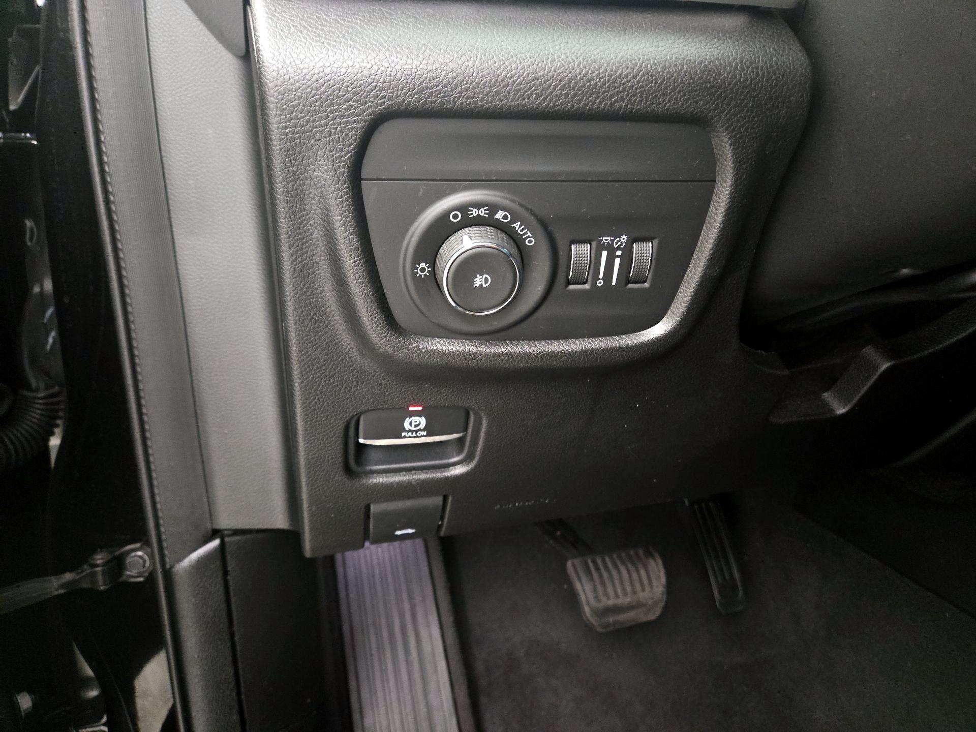 Thumbnail: 2021 Jeep Grand Cherokee L - 13