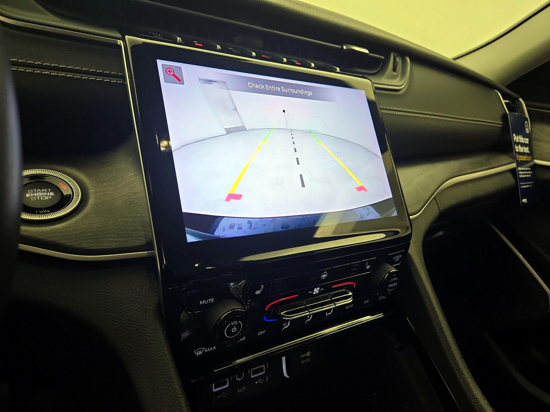 Thumbnail: 2021 Jeep Grand Cherokee L - 15